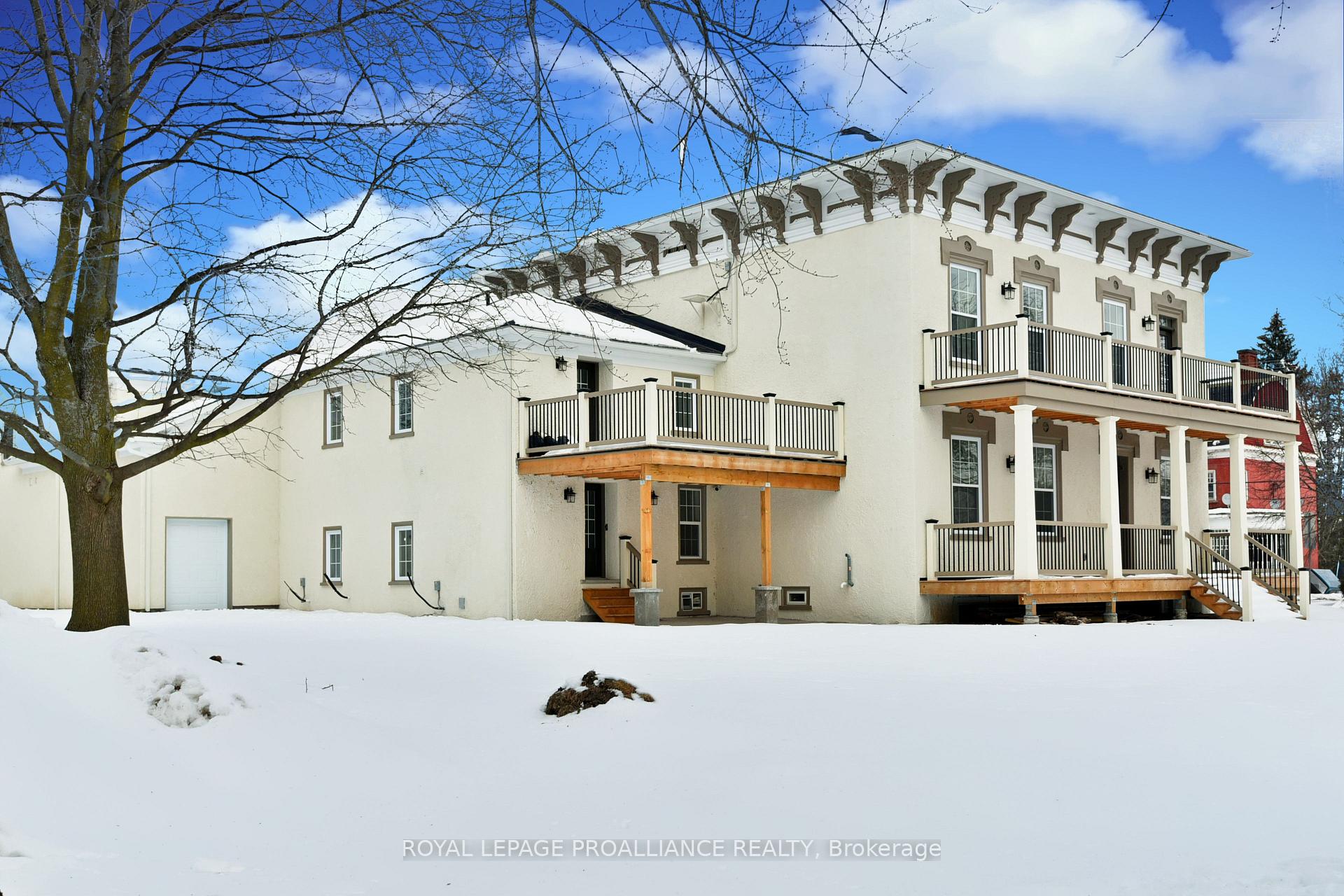 Photo 2 of Unit 1, 439 Edward Street, Prescott — HOMEH