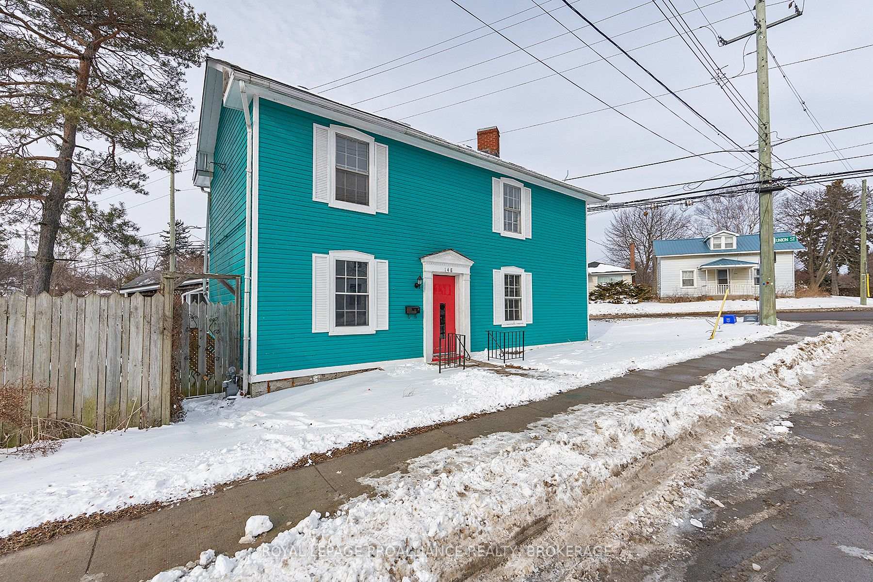 Photo 2 of 148 Yonge Street, Kingston, Central City West — HOMEH