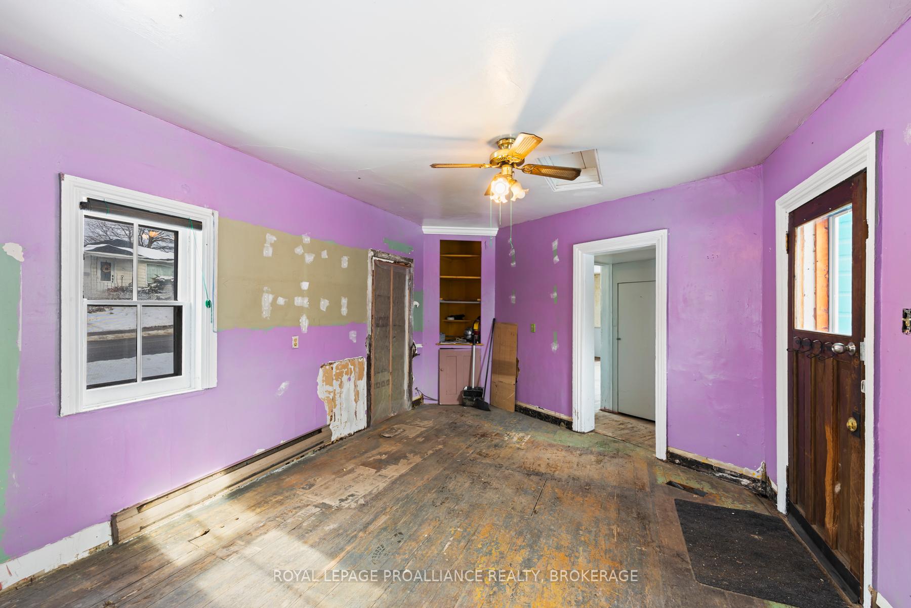 Photo 17 of 148 Yonge Street, Kingston, Central City West — HOMEH