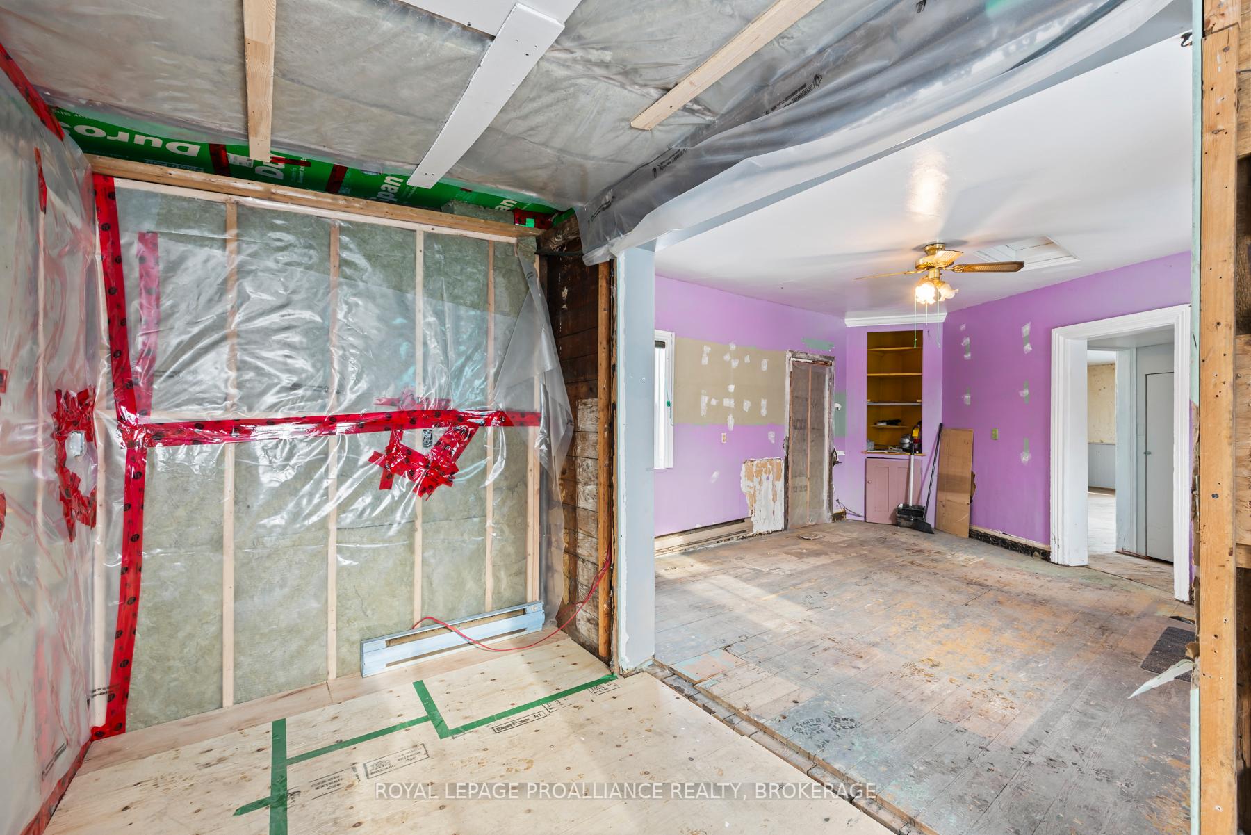 Photo 20 of 148 Yonge Street, Kingston, Central City West — HOMEH