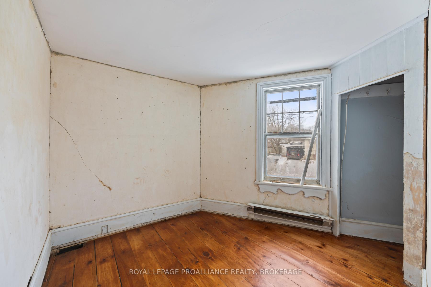 Photo 34 of 148 Yonge Street, Kingston, Central City West — HOMEH