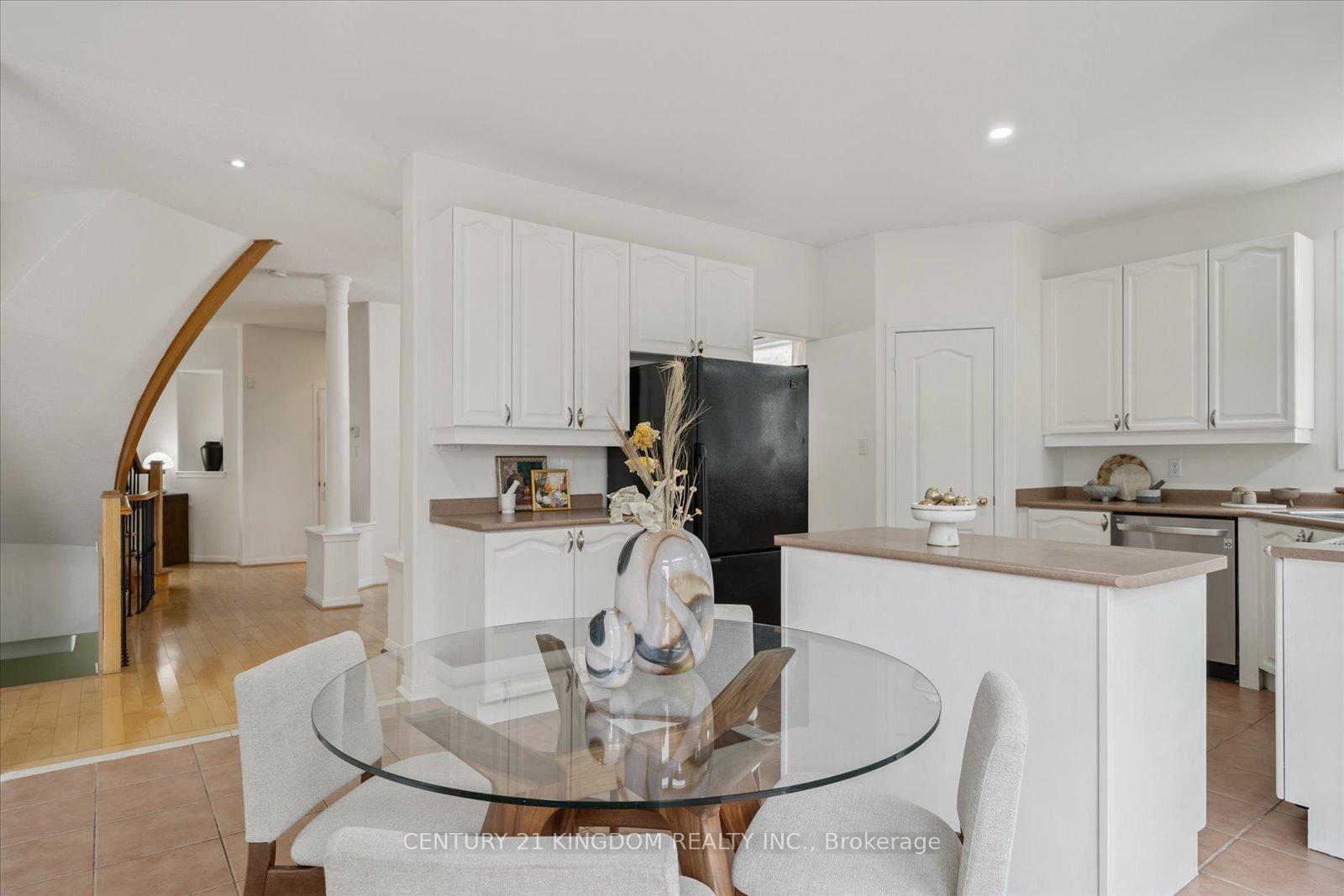 Photo 13 of 1839 Holbrook Court, Pickering, Liverpool — HOMEH