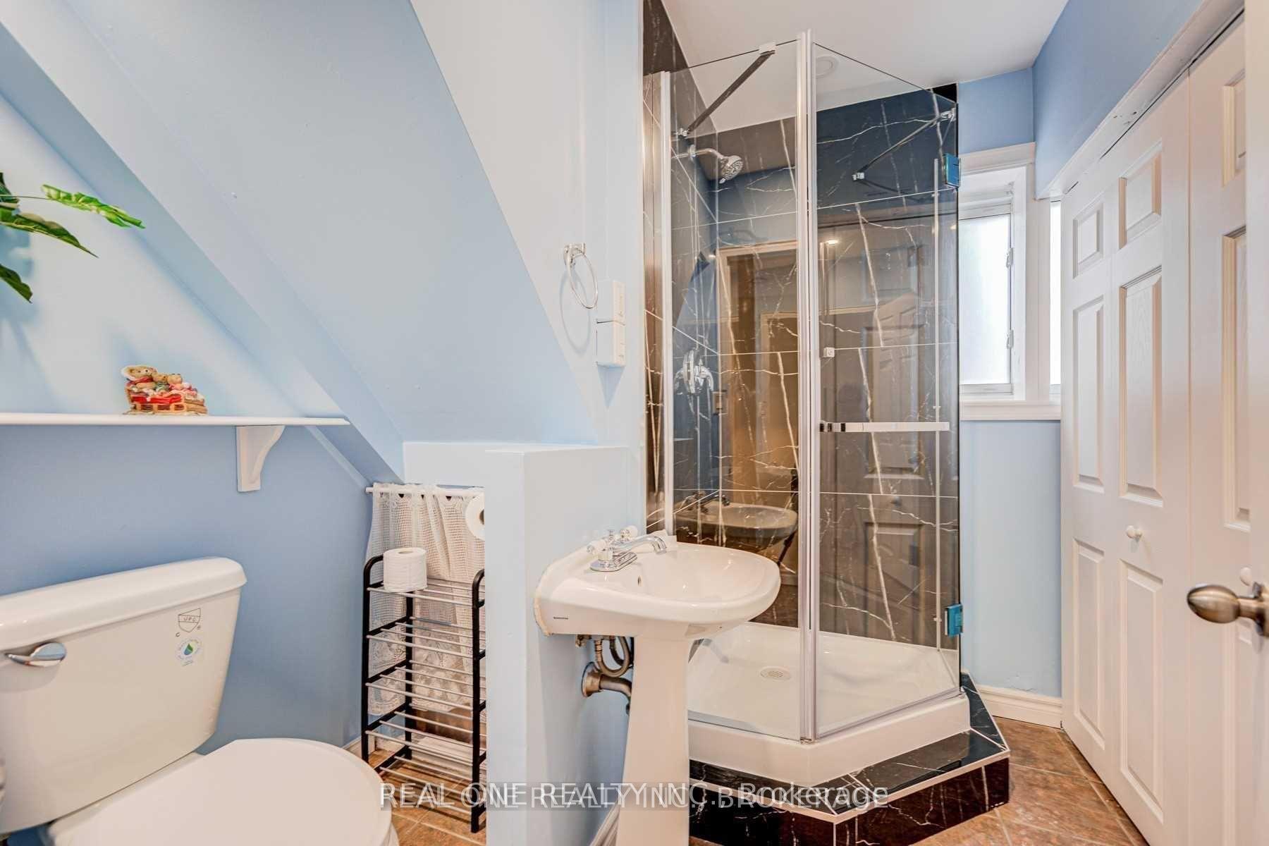 Photo 16 of 1517 Oxford Road, Oshawa, Lakeview — HOMEH