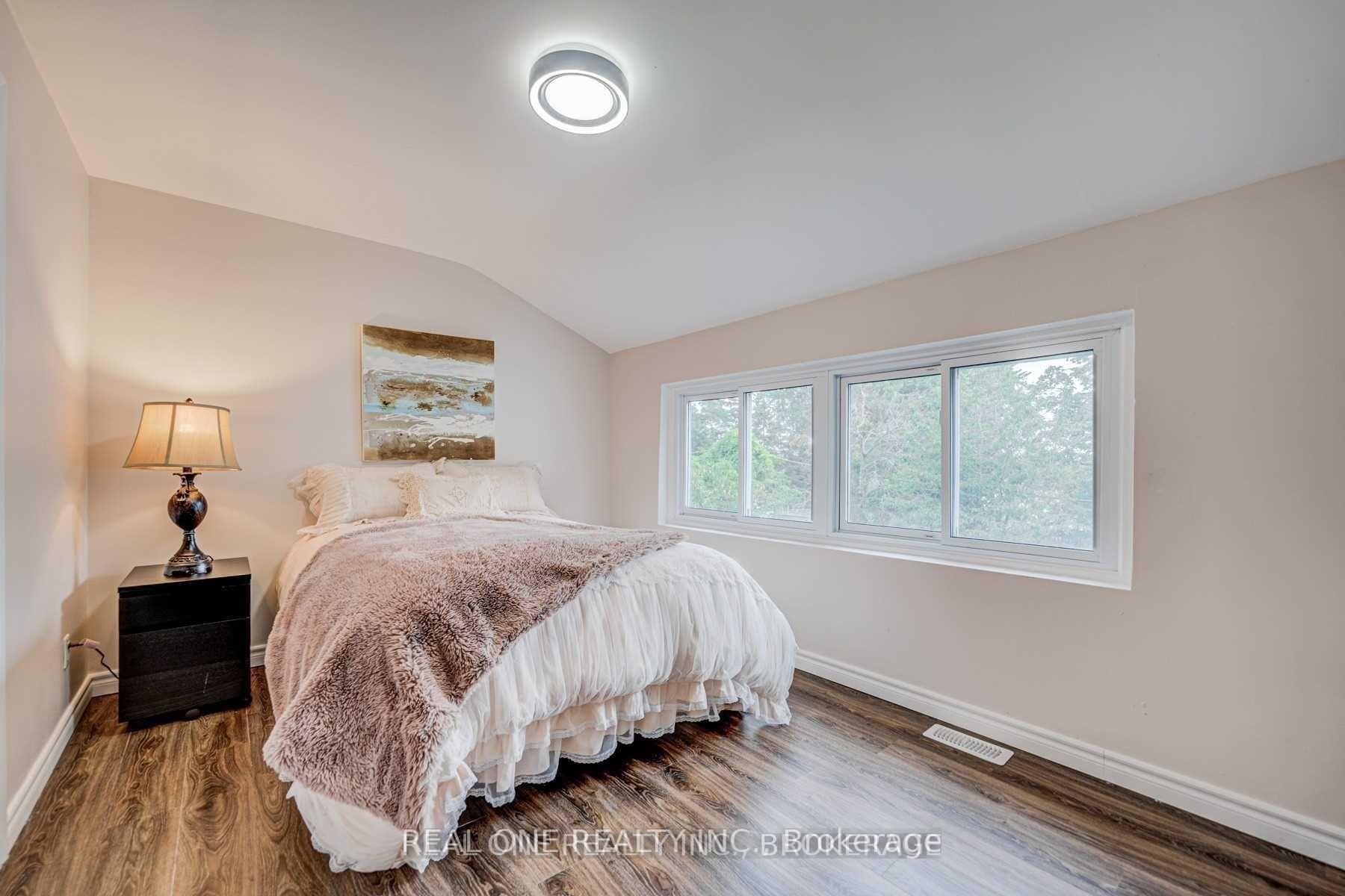 Photo 18 of 1517 Oxford Road, Oshawa, Lakeview — HOMEH