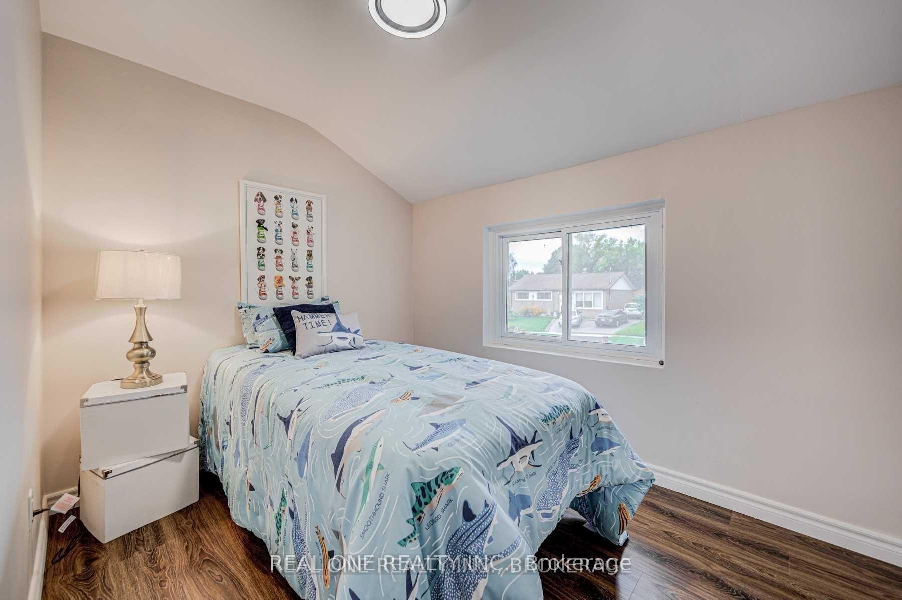 Photo 23 of 1517 Oxford Road, Oshawa, Lakeview — HOMEH