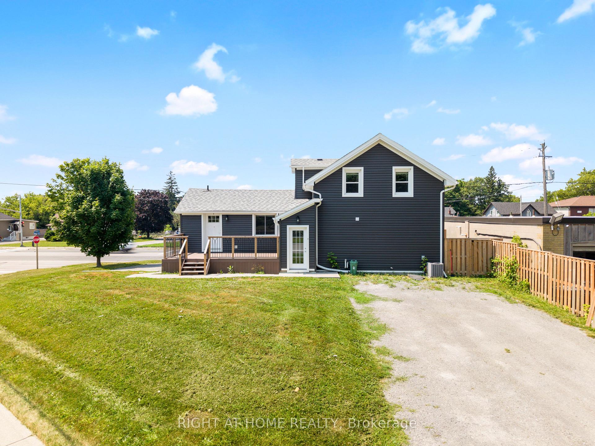 Photo 3 of 865 Simcoe Street S, Oshawa, Lakeview — HOMEH