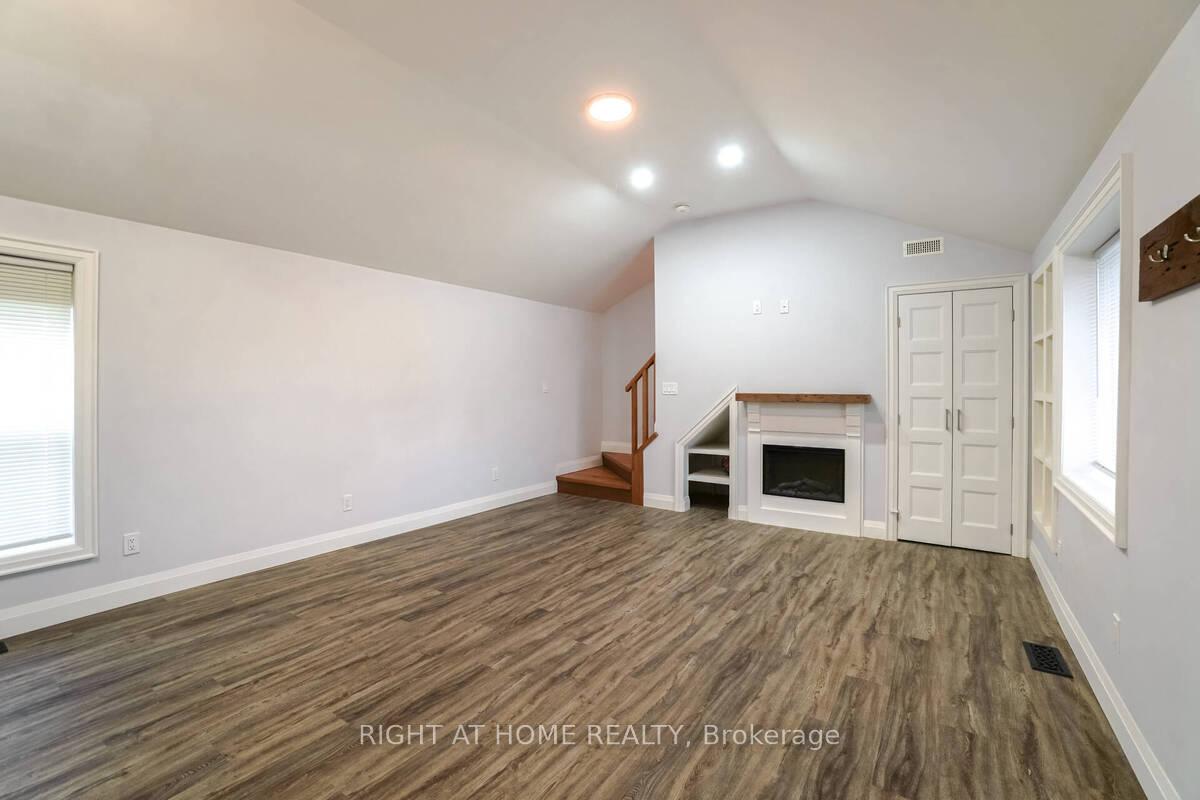 Photo 8 of 865 Simcoe Street S, Oshawa, Lakeview — HOMEH