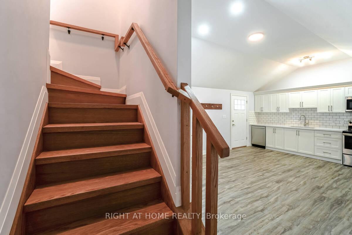 Photo 10 of 865 Simcoe Street S, Oshawa, Lakeview — HOMEH