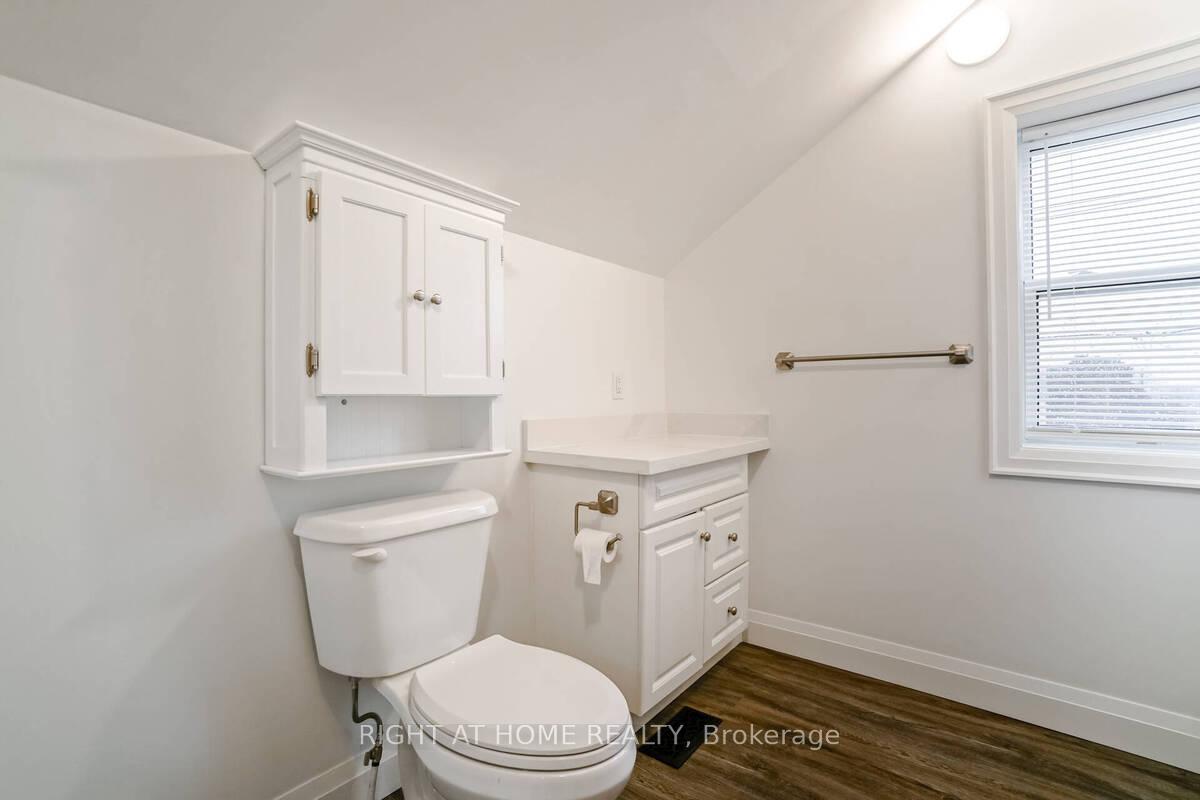 Photo 17 of 865 Simcoe Street S, Oshawa, Lakeview — HOMEH
