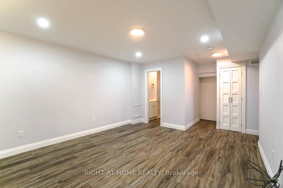Photo 33 of 865 Simcoe Street S, Oshawa, Lakeview — HOMEH