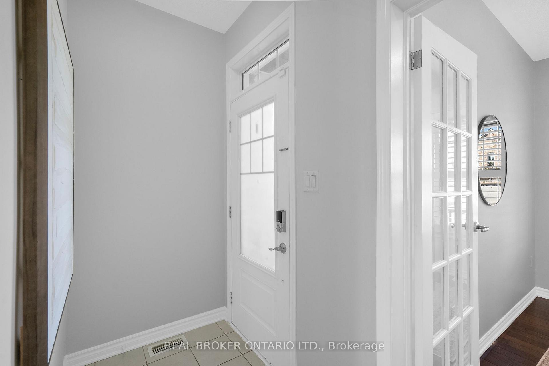 Photo 2 of 187 Leiterman Drive, Milton, Willmott — HOMEH