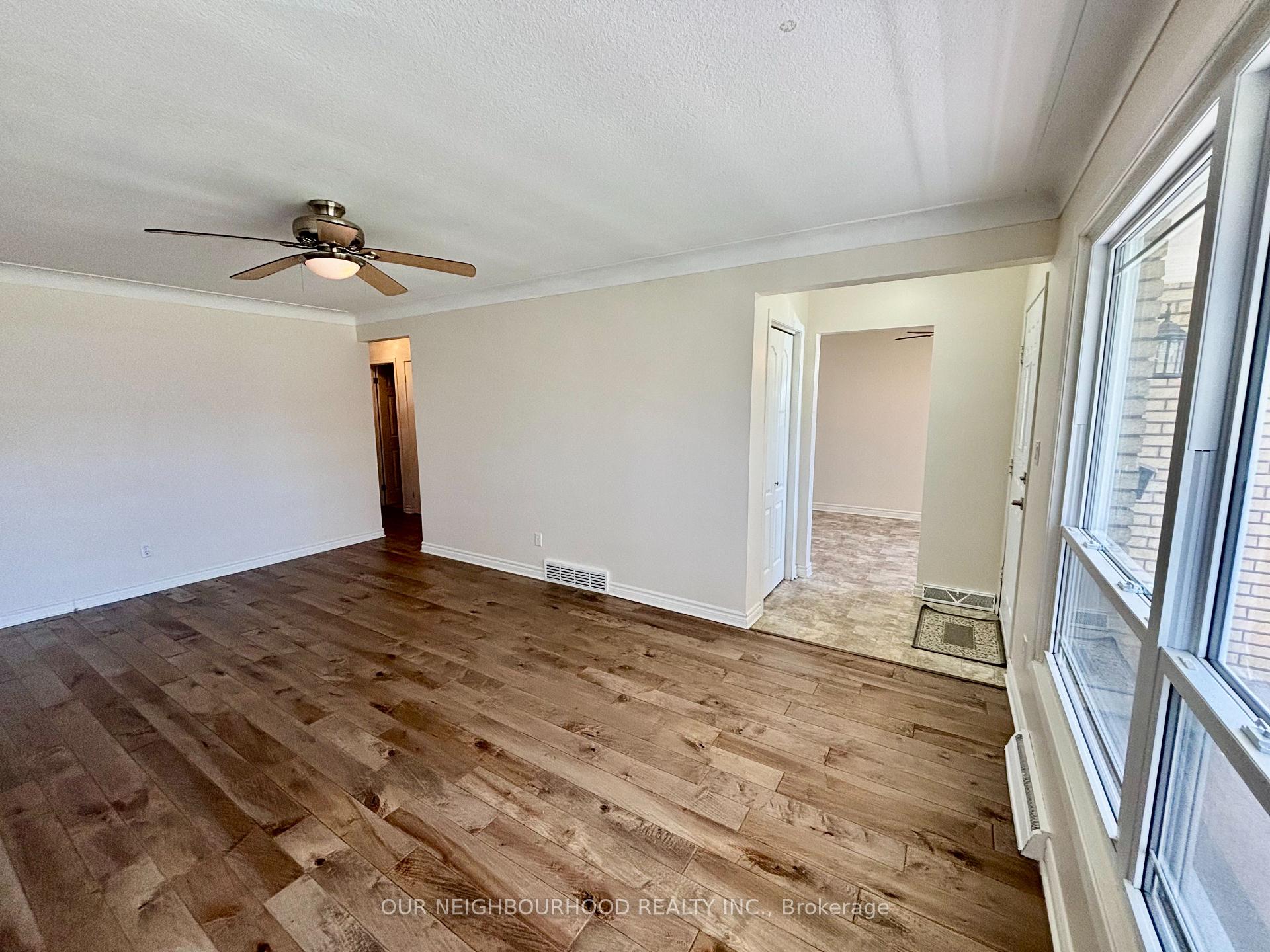 Photo 8 of 5941 Brooks Crescent, Niagara Falls, Church's Lane — HOMEH