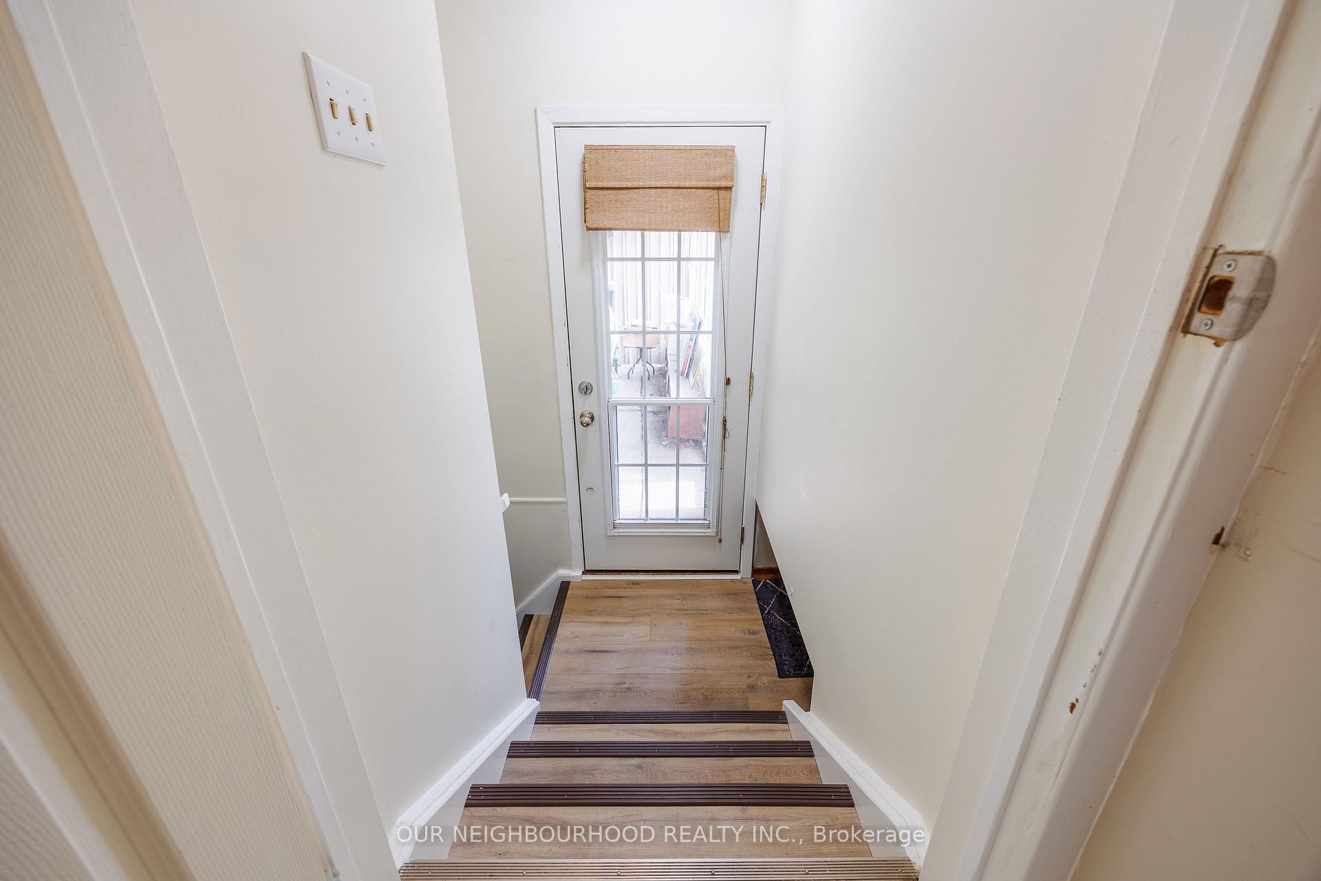 Photo 17 of 5941 Brooks Crescent, Niagara Falls, Church's Lane — HOMEH