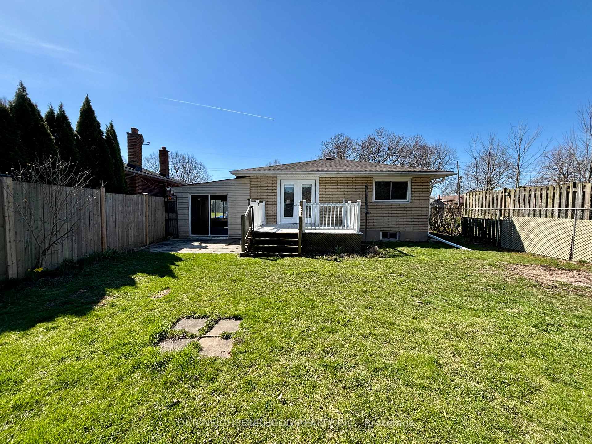 Photo 30 of 5941 Brooks Crescent, Niagara Falls, Church's Lane — HOMEH