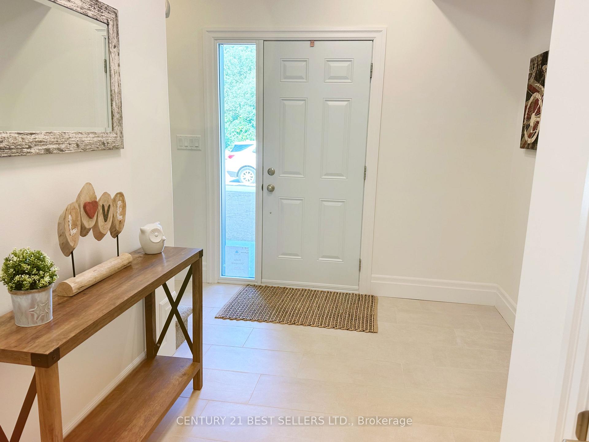 Photo 5 of 79 Buchanan Avenue, Prince Edward County, Picton Ward — HOMEH