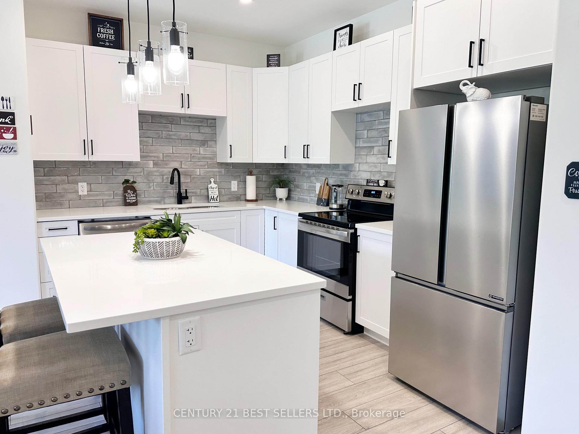 Photo 8 of 79 Buchanan Avenue, Prince Edward County, Picton Ward — HOMEH