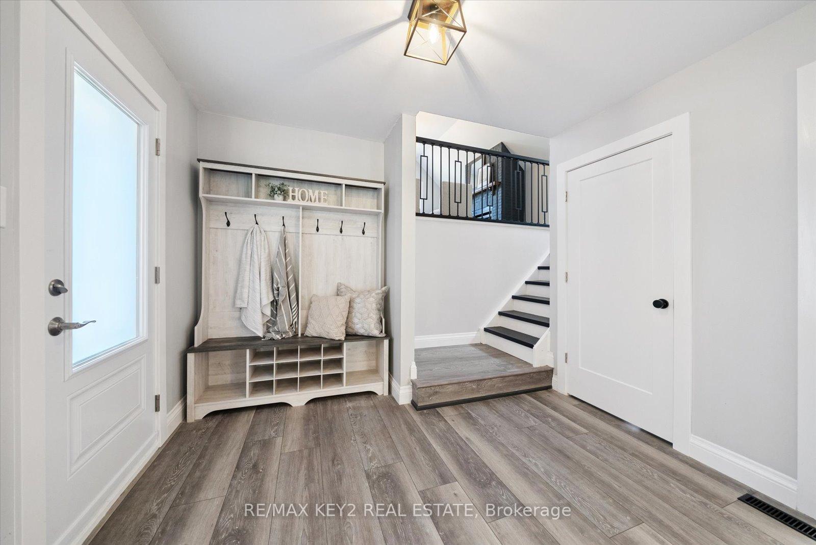 Photo 2 of 2284 Chapman Court, Pickering, Brock Ridge — HOMEH
