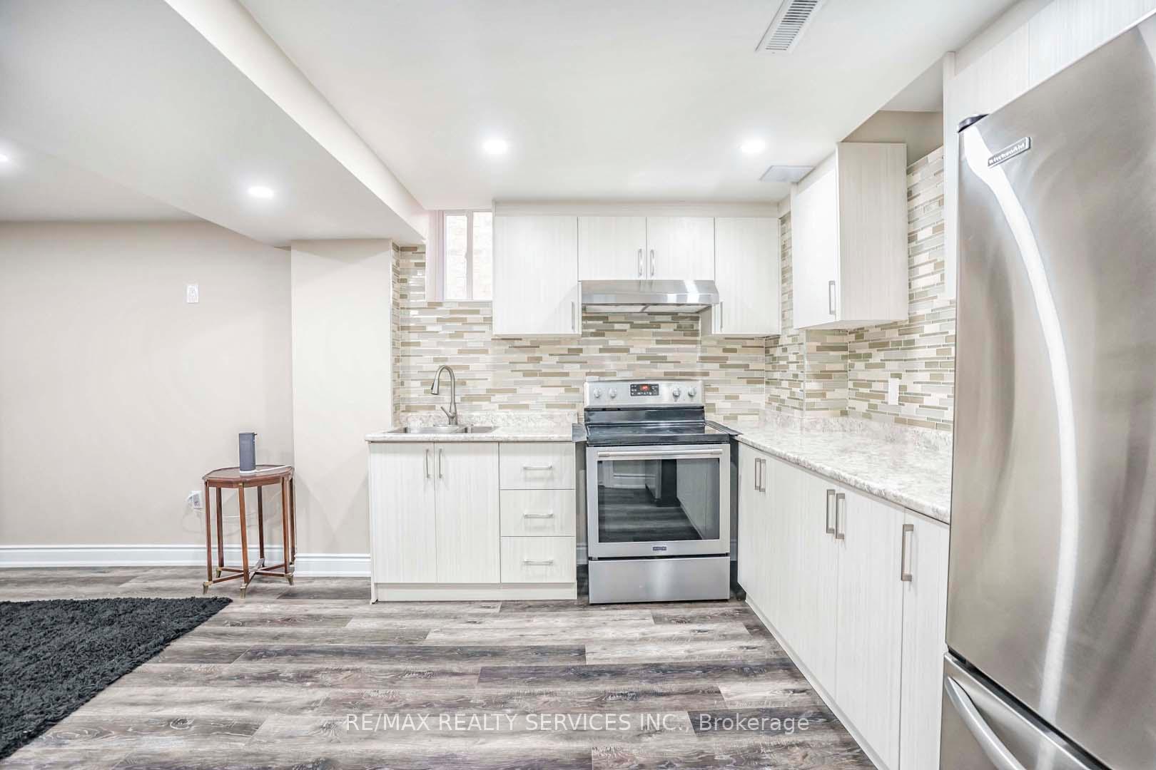 Photo 7 of Unit Bsmt, 535 Lightfoot Place, Pickering, Dunbarton — HOMEH