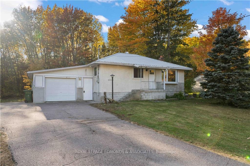 Photo 1 of 19 Labine Crescent, Petawawa — HOMEH