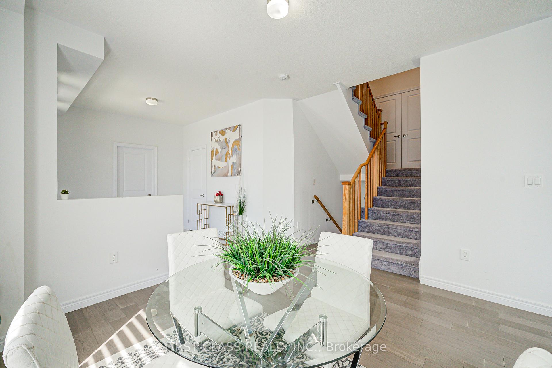 Photo 10 of 2049 Chris Mason Street, Oshawa, Kedron — HOMEH
