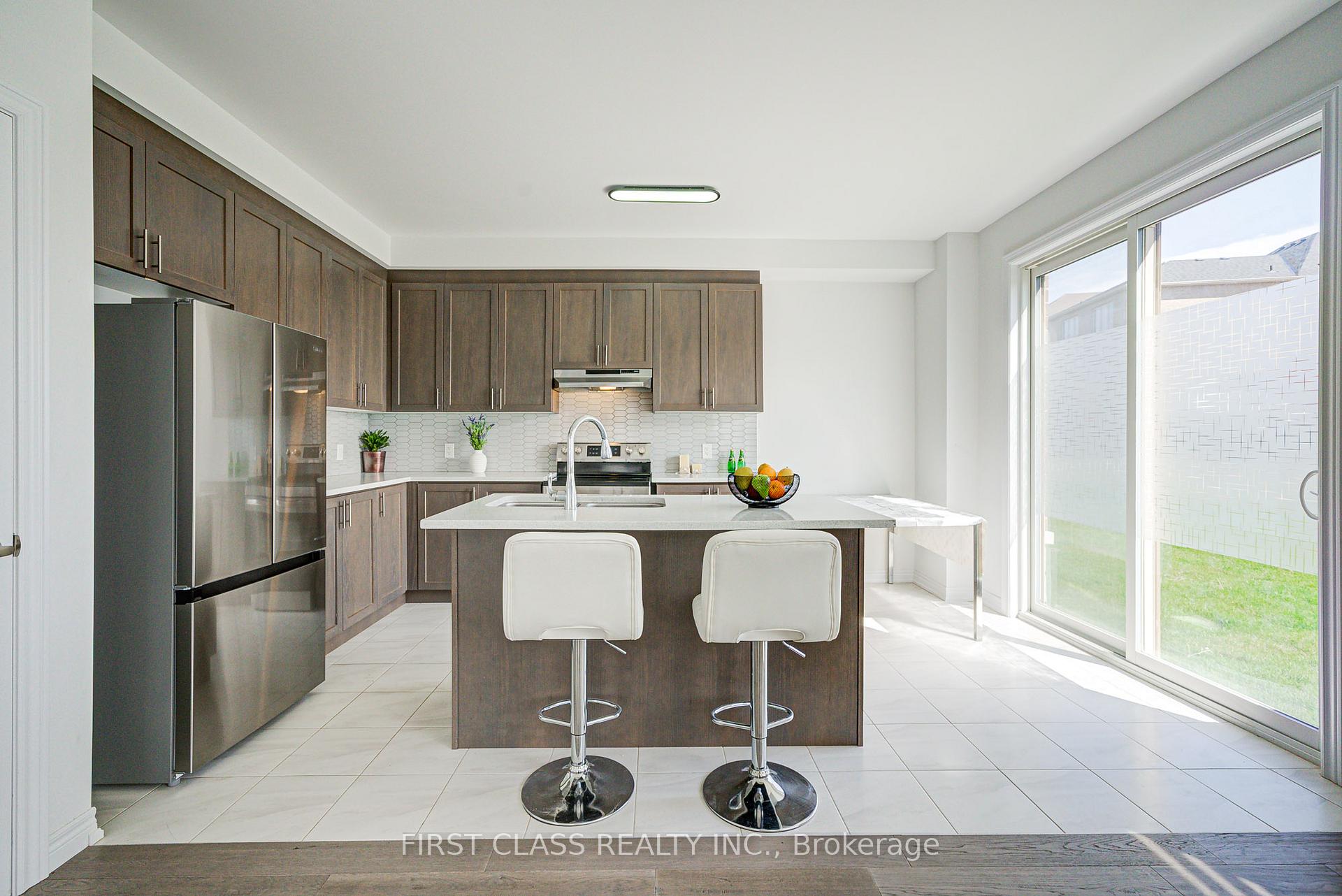 Photo 14 of 2049 Chris Mason Street, Oshawa, Kedron — HOMEH