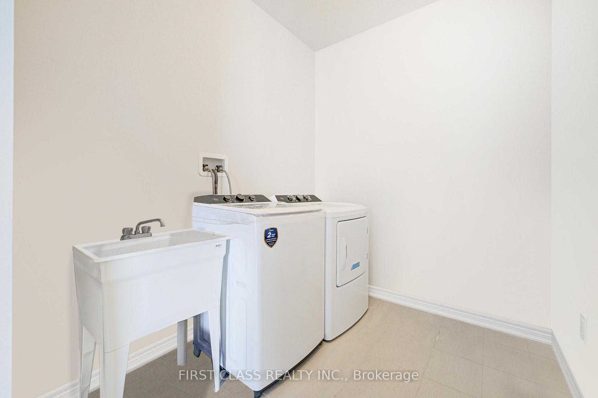 Photo 24 of 2049 Chris Mason Street, Oshawa, Kedron — HOMEH