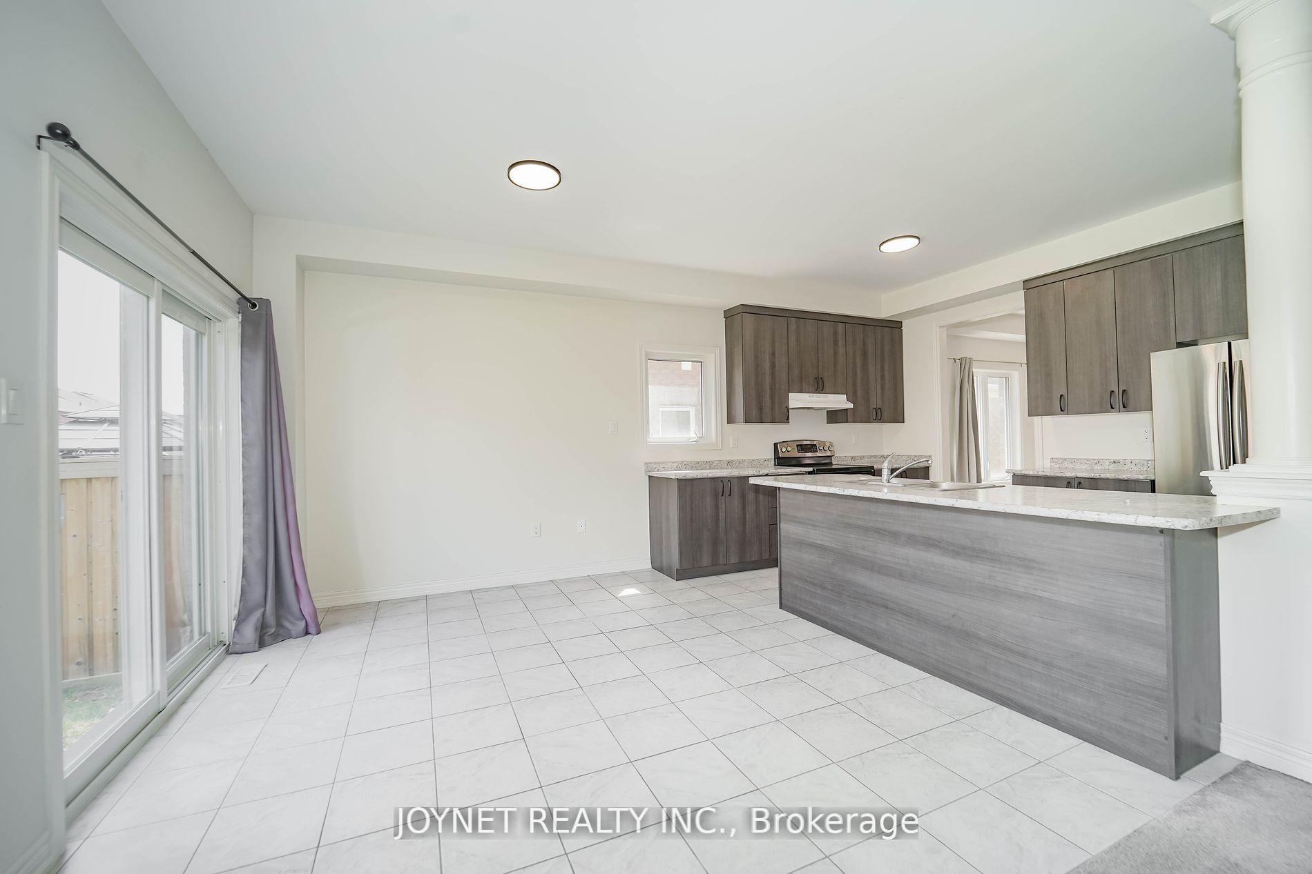 Photo 12 of 1721 Frederick Mason Drive, Oshawa, Taunton — HOMEH