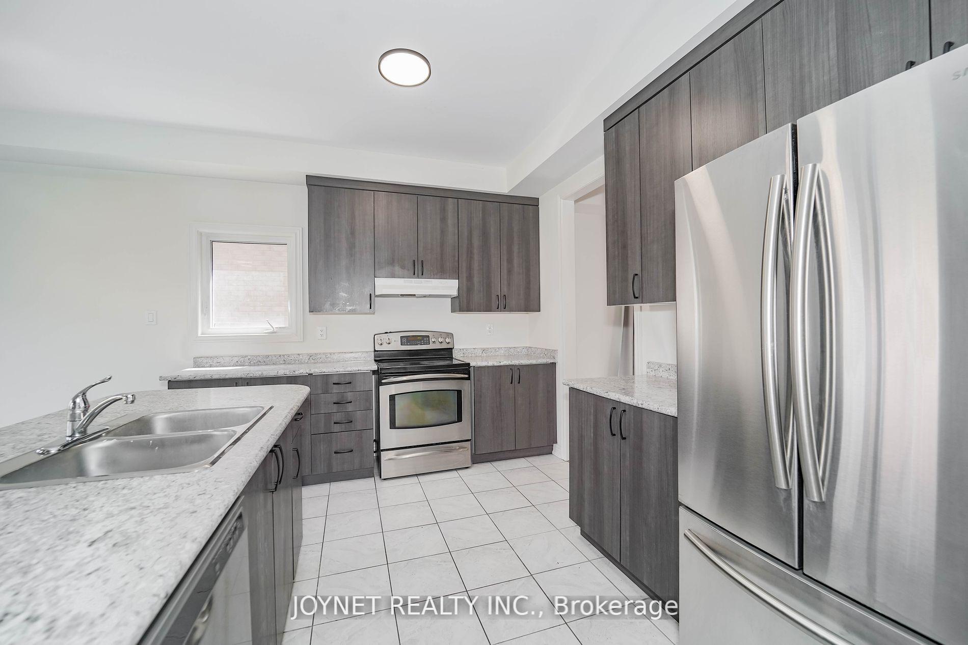 Photo 14 of 1721 Frederick Mason Drive, Oshawa, Taunton — HOMEH