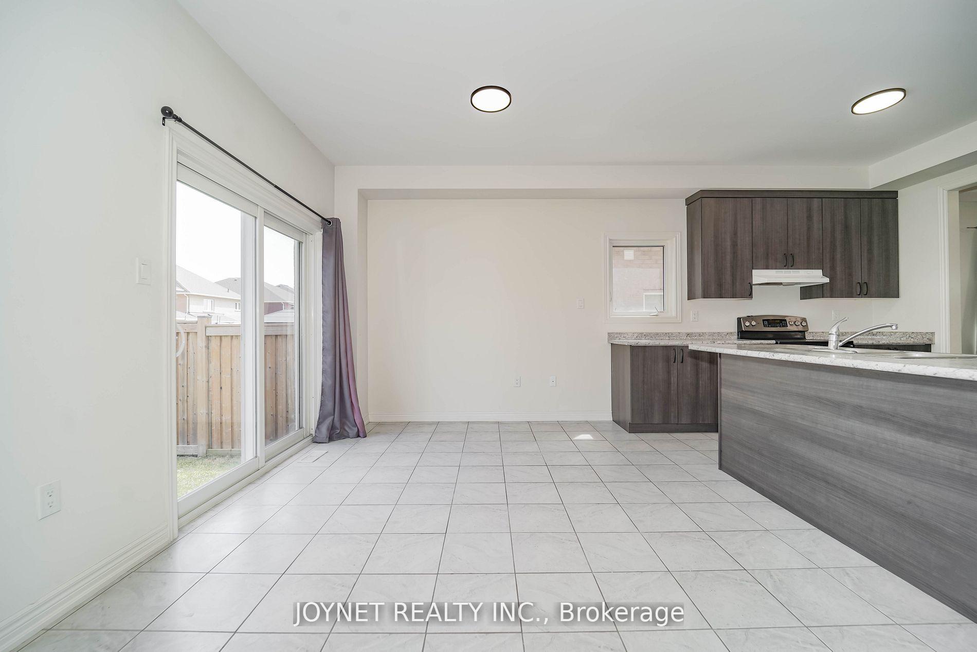 Photo 17 of 1721 Frederick Mason Drive, Oshawa, Taunton — HOMEH