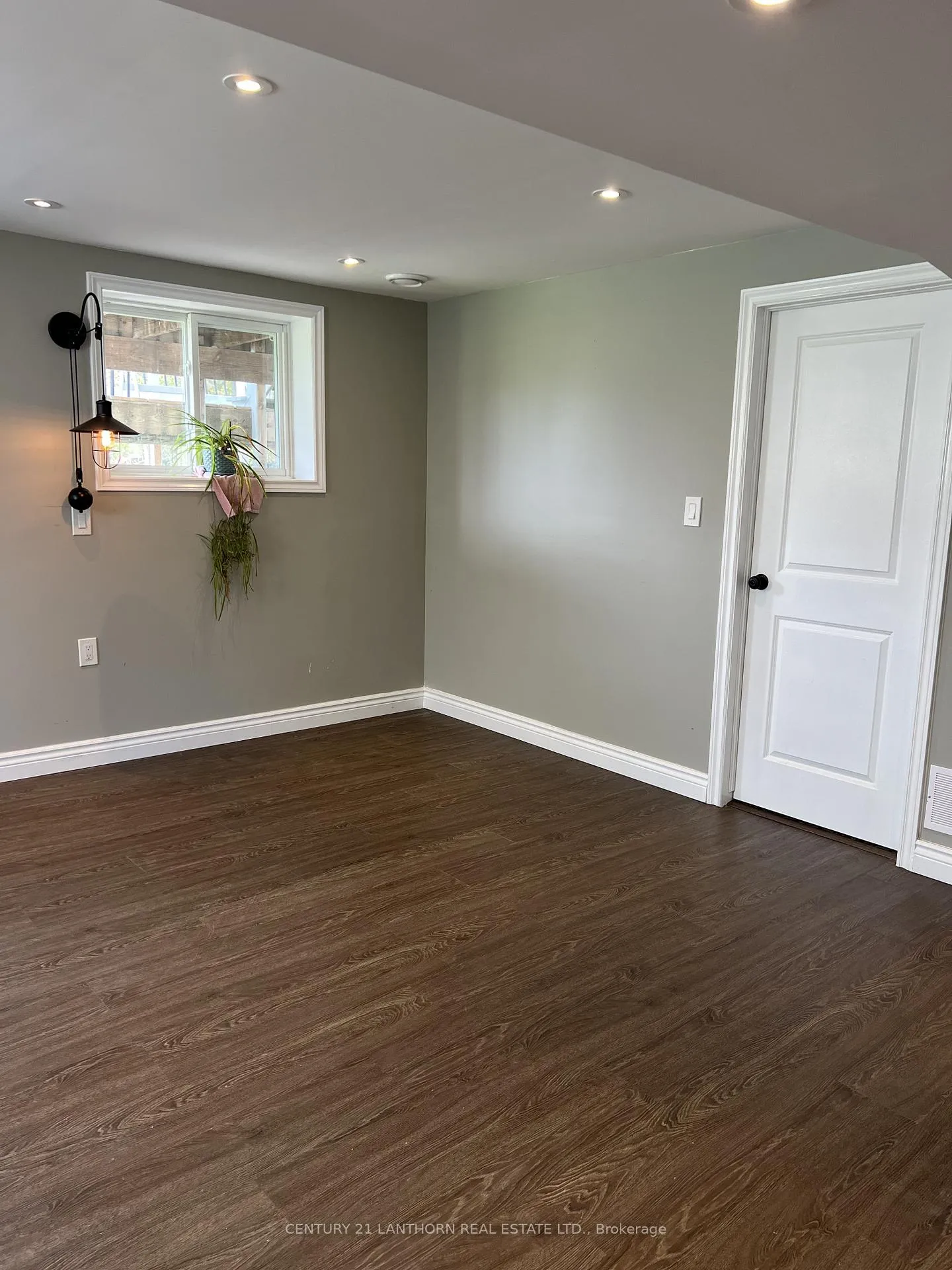 Photo 15 of 1-735 County Rd 28 N, Prince Edward County, Ameliasburg Ward — HOMEH
