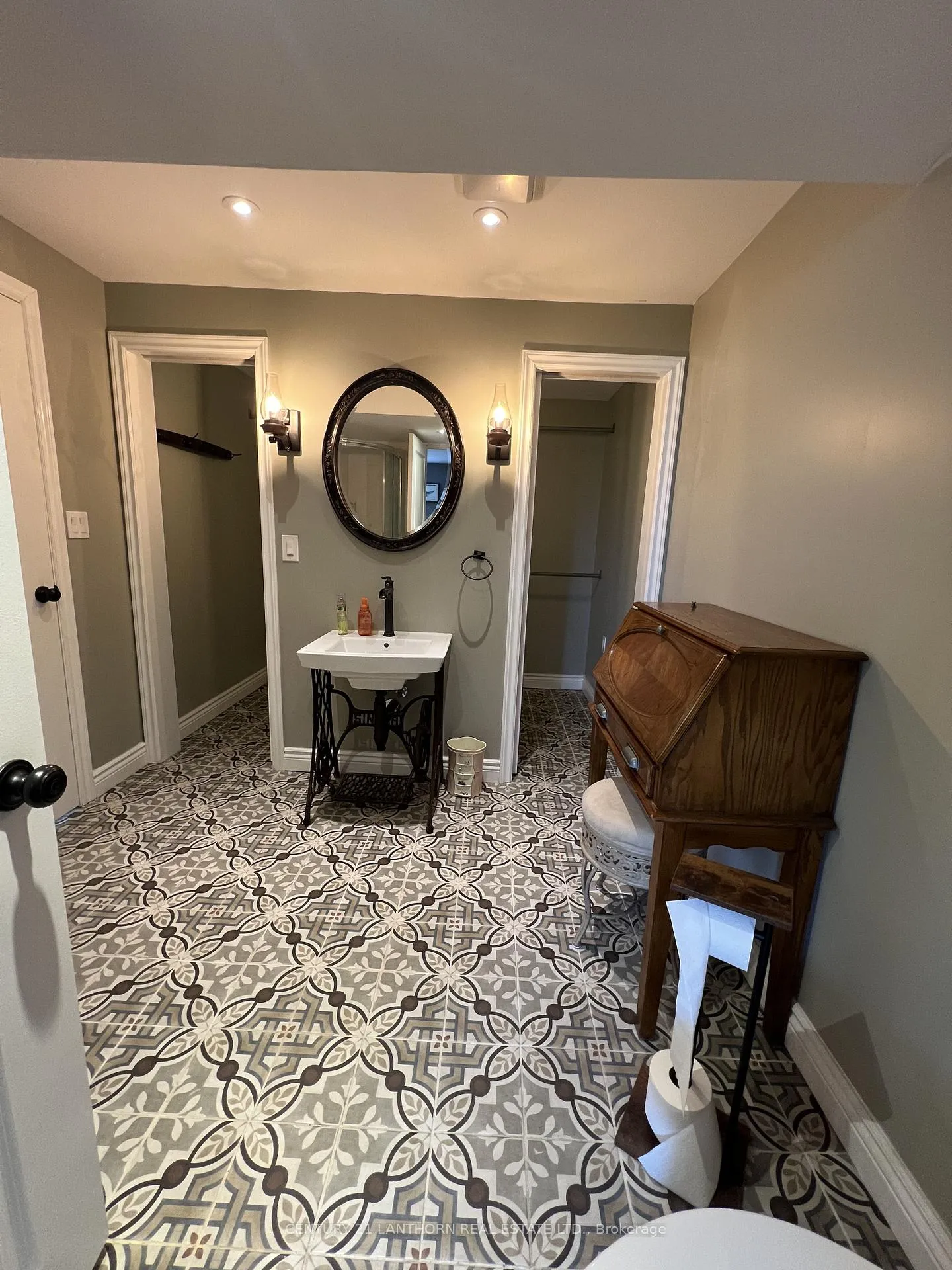 Photo 16 of 1-735 County Rd 28 N, Prince Edward County, Ameliasburg Ward — HOMEH