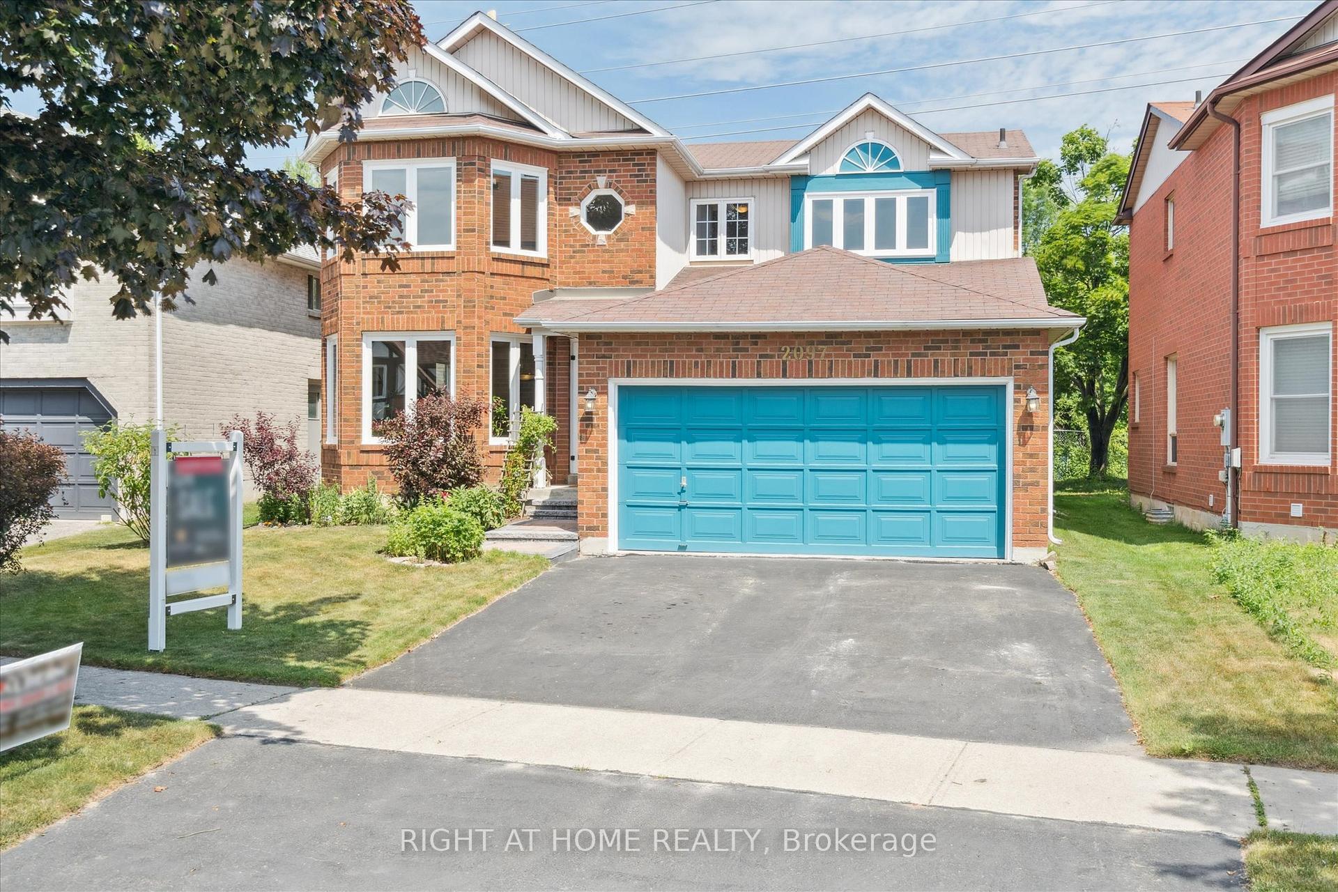 Photo 1 of 2097 Lynn Heights Drive, Pickering, Liverpool — HOMEH