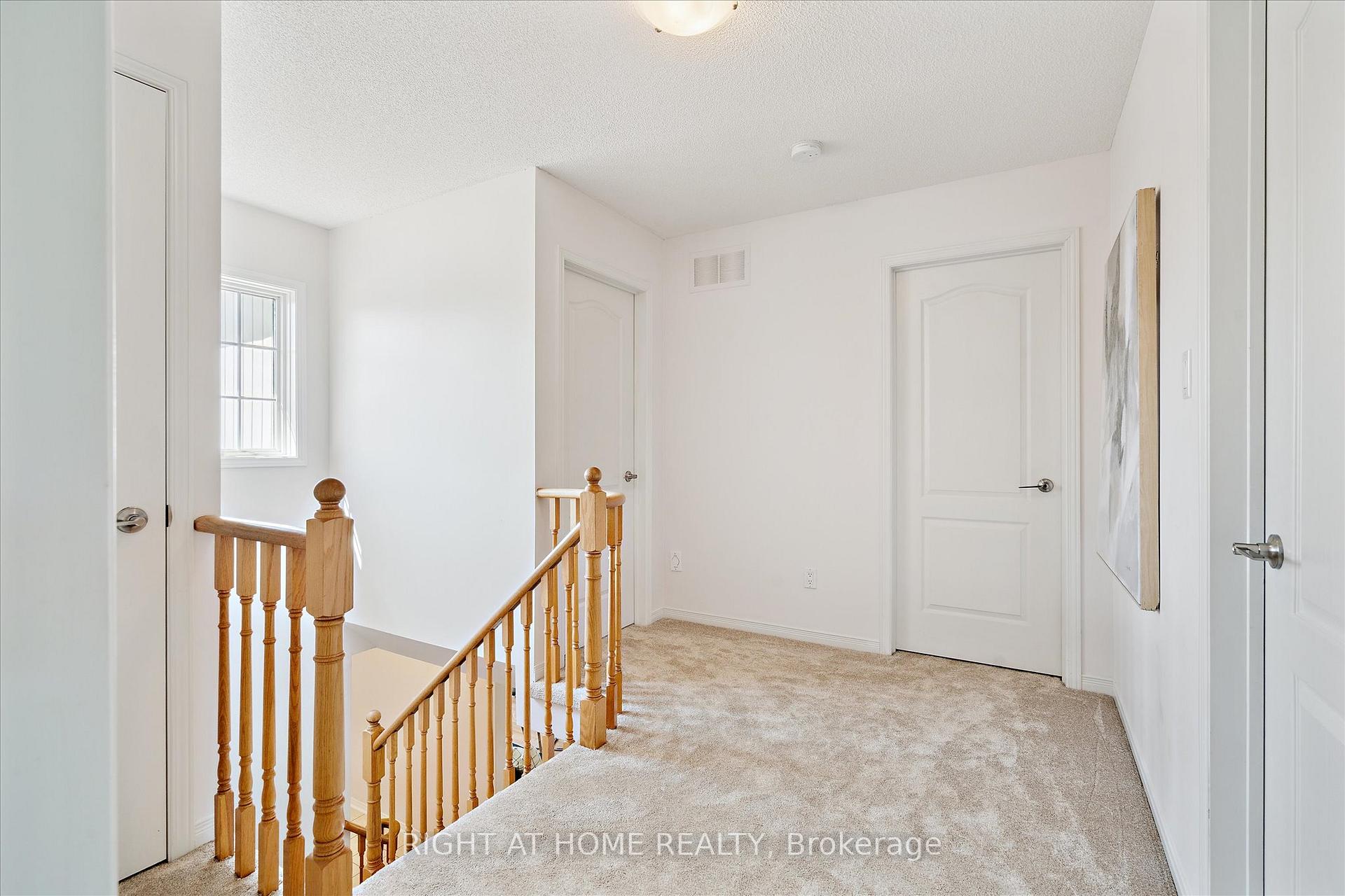 Photo 16 of 2097 Lynn Heights Drive, Pickering, Liverpool — HOMEH