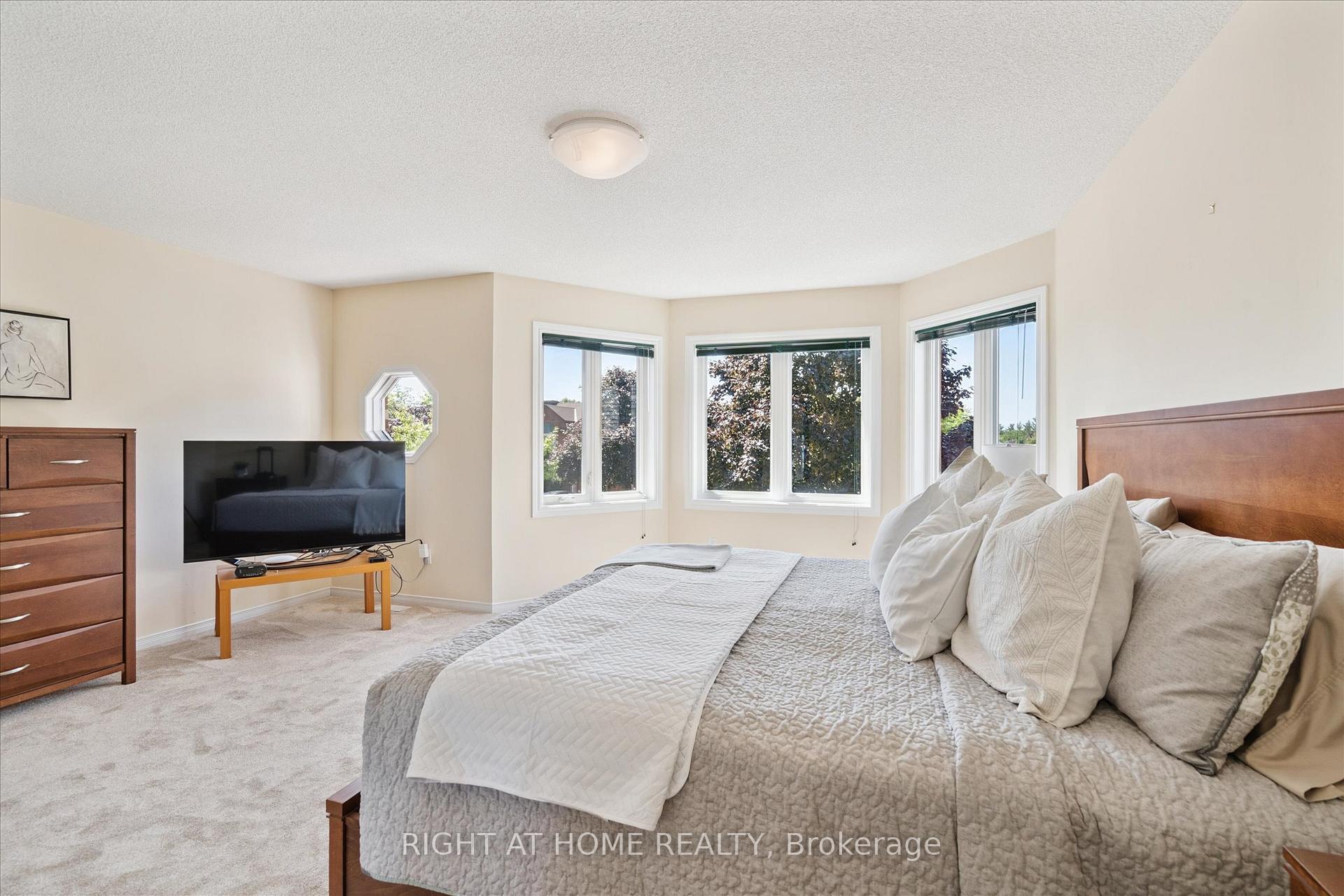 Photo 19 of 2097 Lynn Heights Drive, Pickering, Liverpool — HOMEH