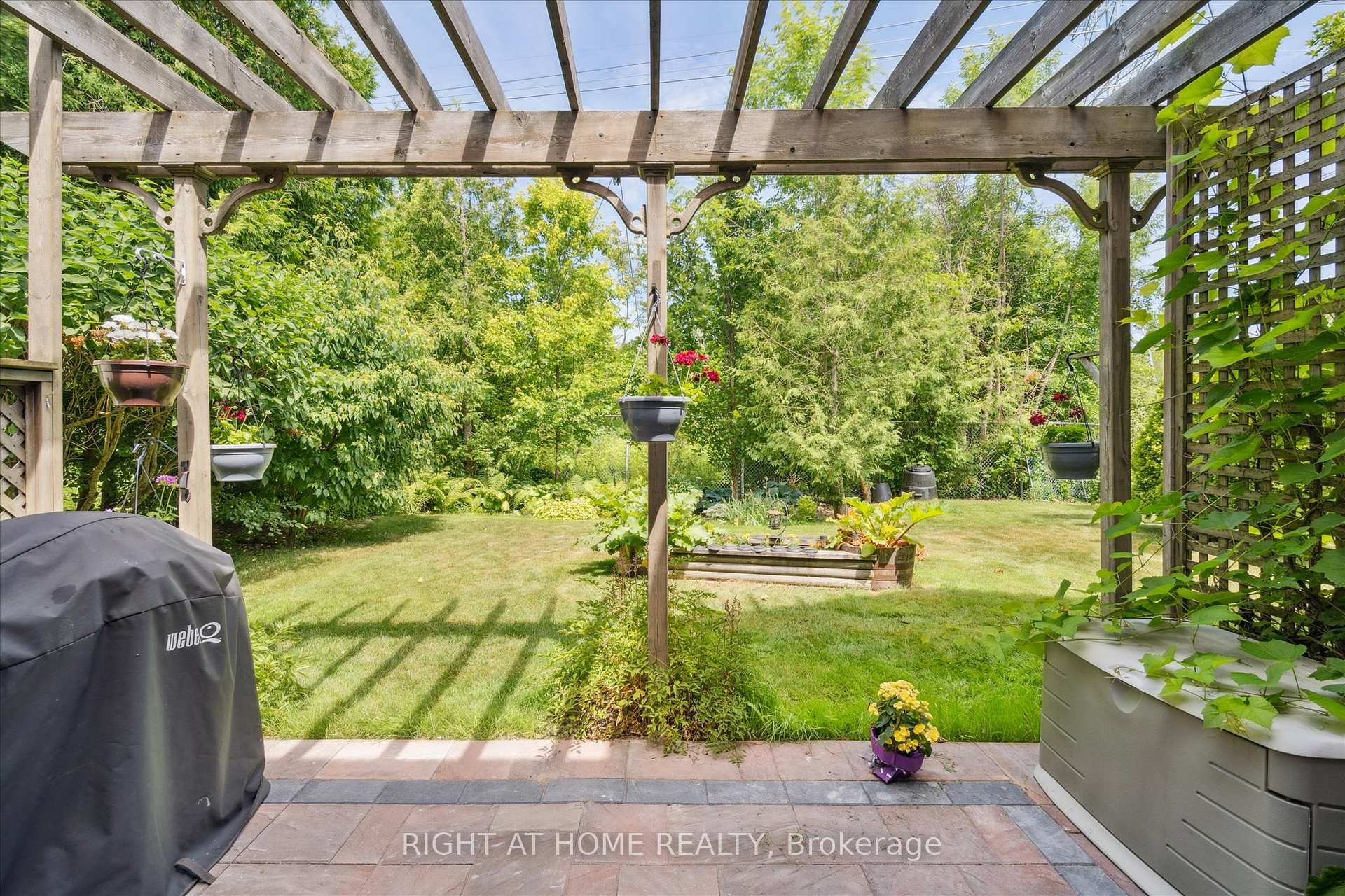 Photo 33 of 2097 Lynn Heights Drive, Pickering, Liverpool — HOMEH