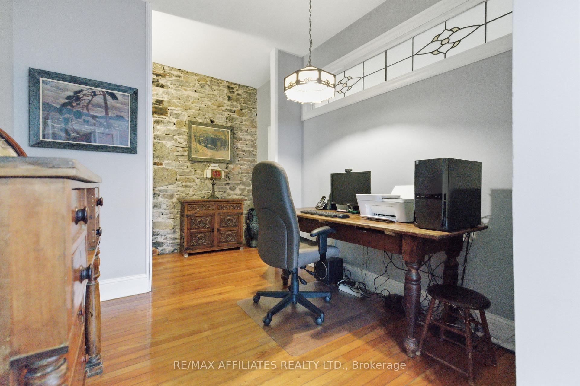 Photo 16 of 151 Henry Street E, Prescott — HOMEH
