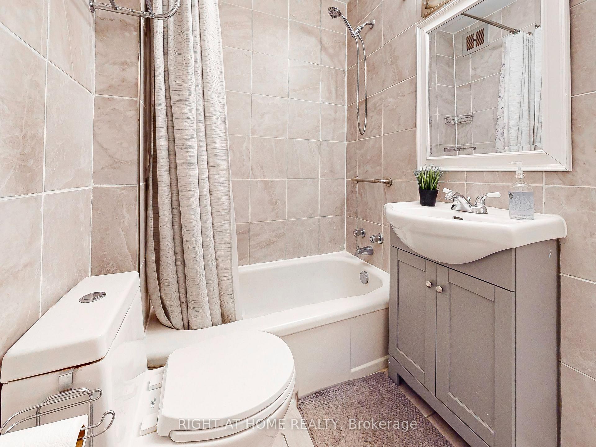 Photo 19 of 6077 Coholan Street, Niagara Falls, Church's Lane — HOMEH
