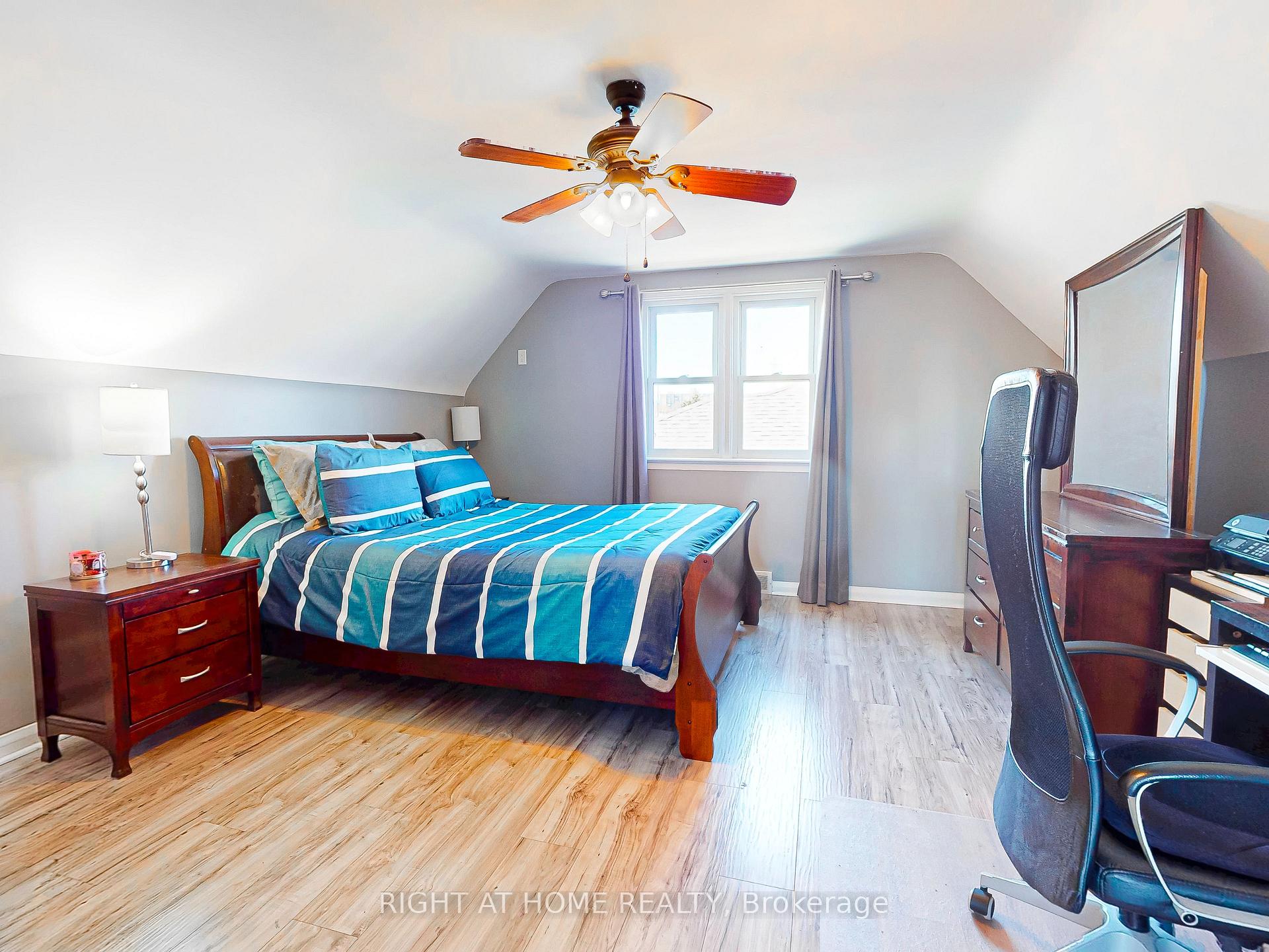 Photo 23 of 6077 Coholan Street, Niagara Falls, Church's Lane — HOMEH