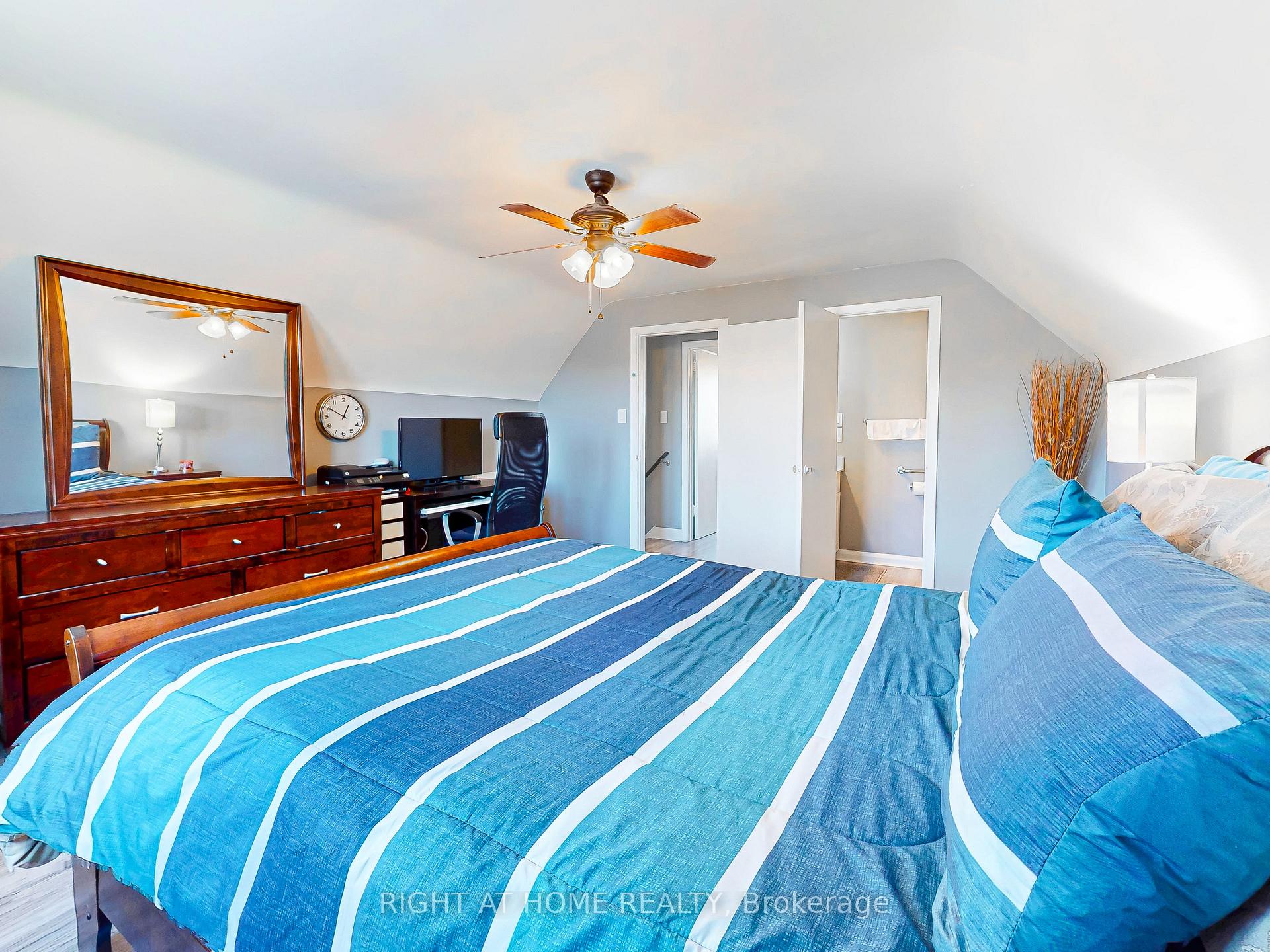 Photo 24 of 6077 Coholan Street, Niagara Falls, Church's Lane — HOMEH