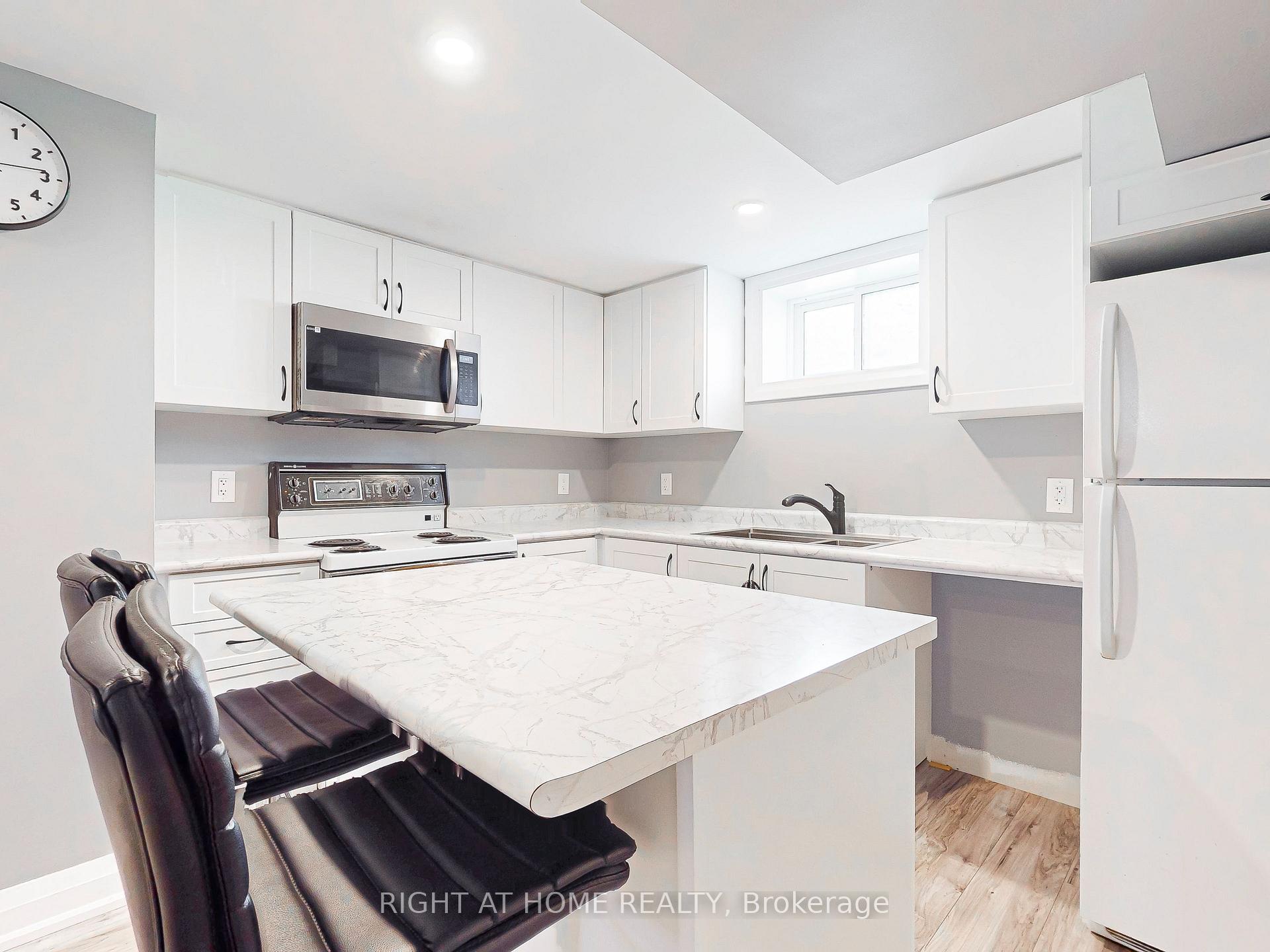 Photo 30 of 6077 Coholan Street, Niagara Falls, Church's Lane — HOMEH