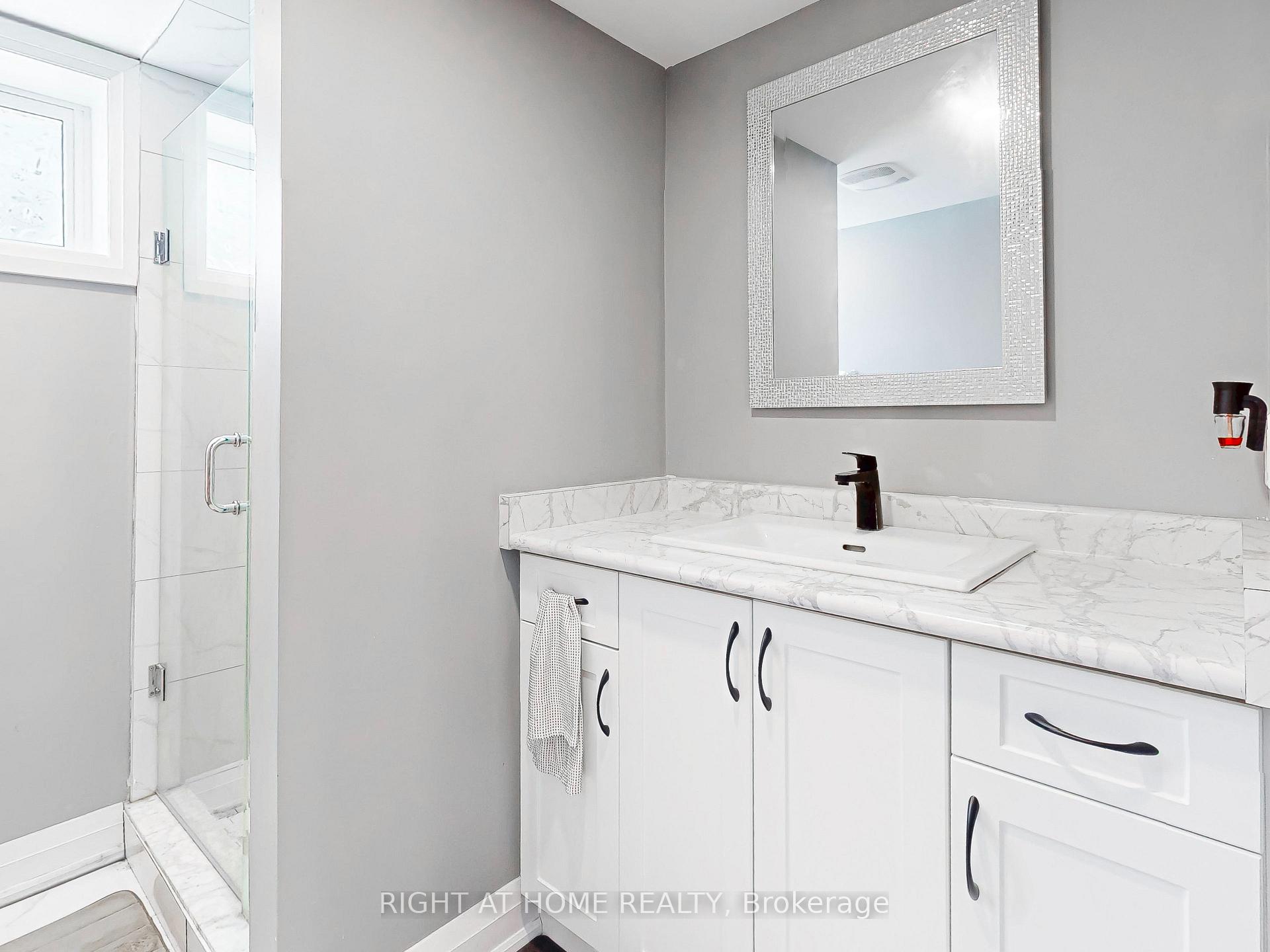 Photo 36 of 6077 Coholan Street, Niagara Falls, Church's Lane — HOMEH