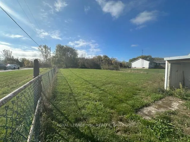 Photo 4 of 2000 Snider Road, Port Colborne, Bethel — HOMEH