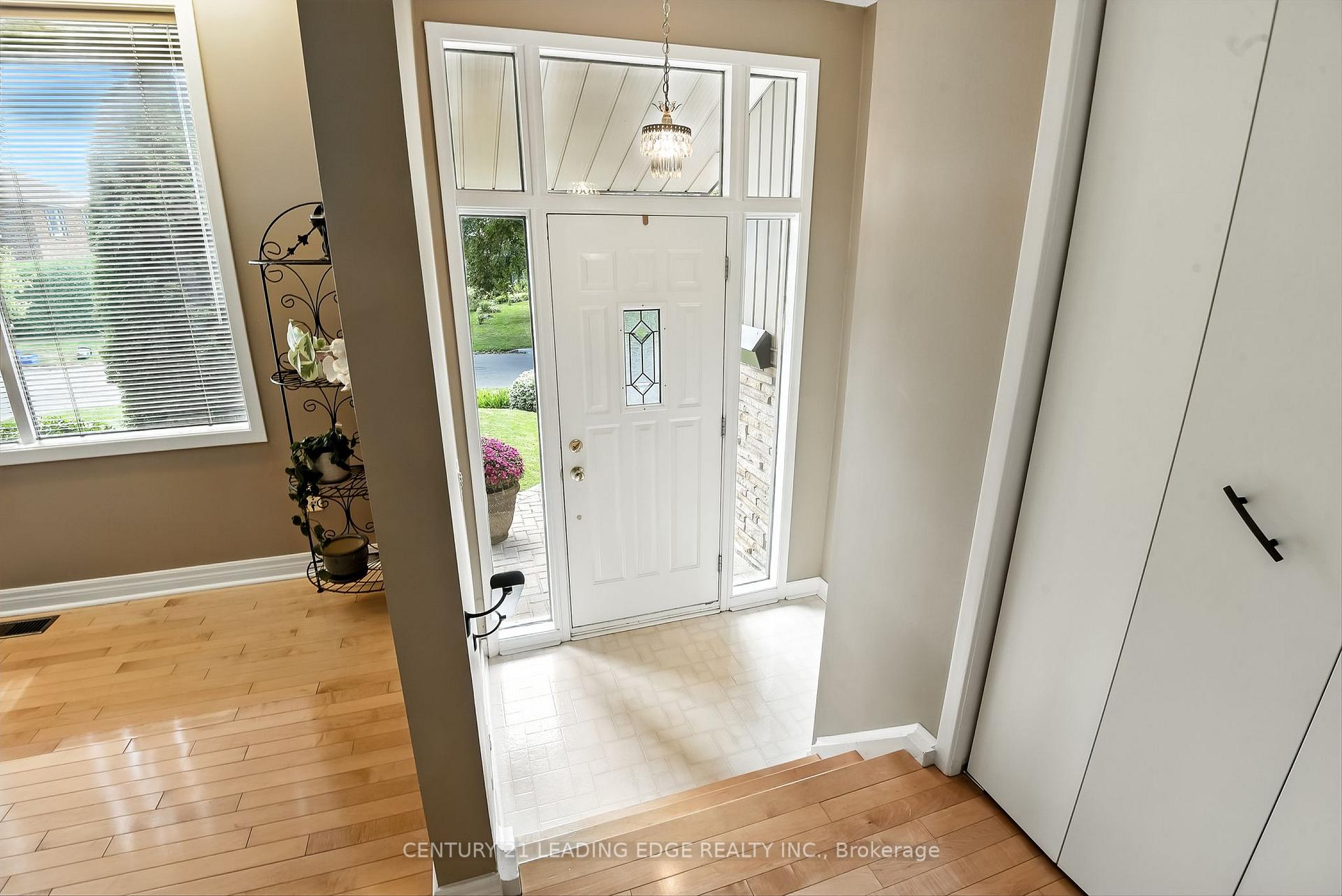 Photo 7 of 154 Switzer Drive, Oshawa, Centennial — HOMEH