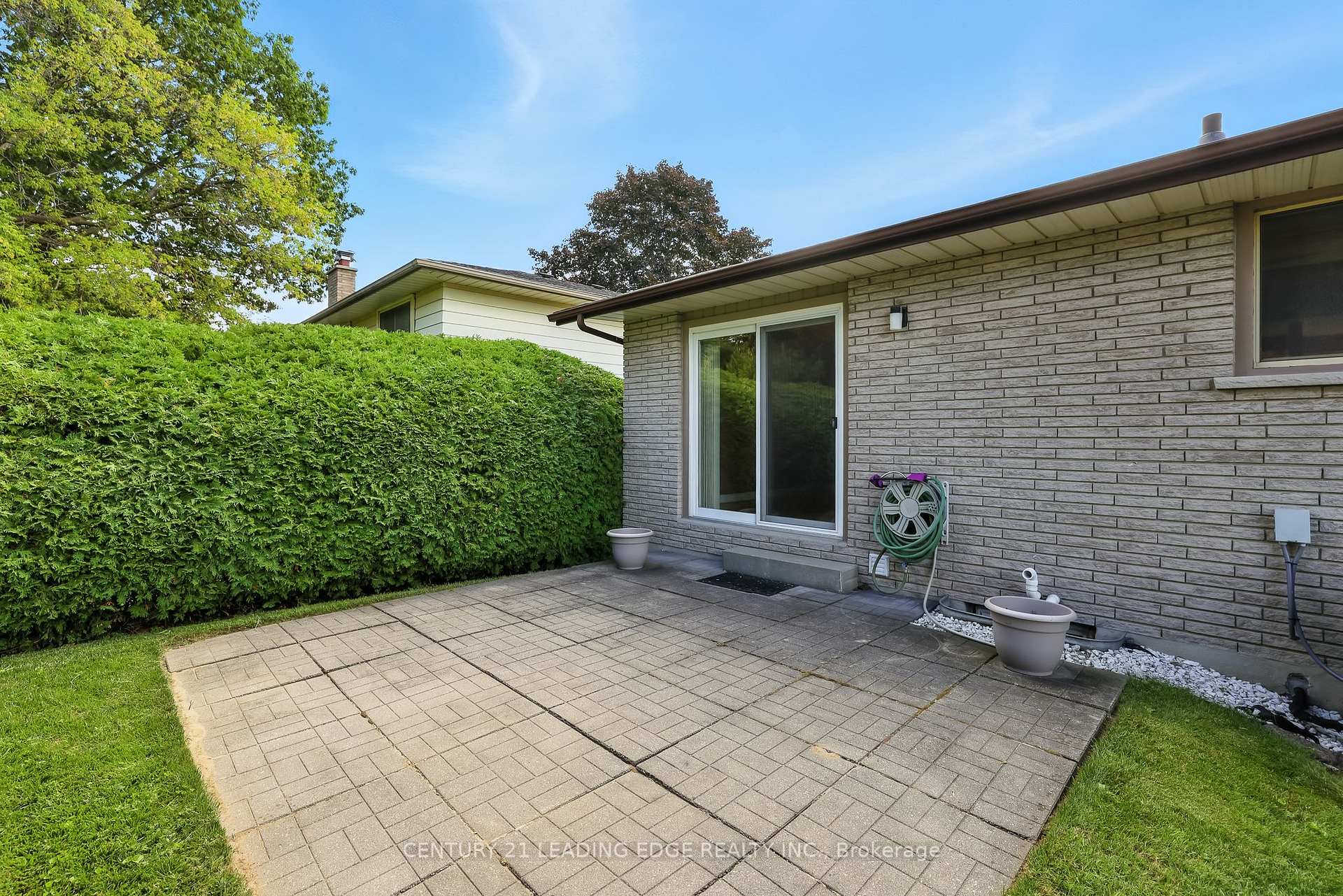 Photo 42 of 154 Switzer Drive, Oshawa, Centennial — HOMEH