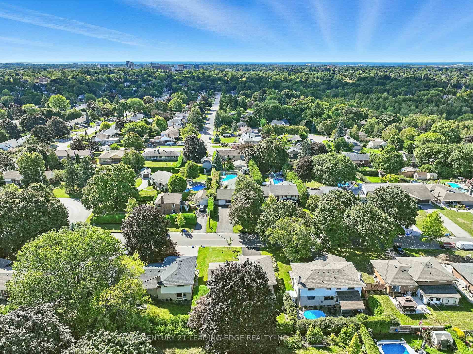 Photo 50 of 154 Switzer Drive, Oshawa, Centennial — HOMEH