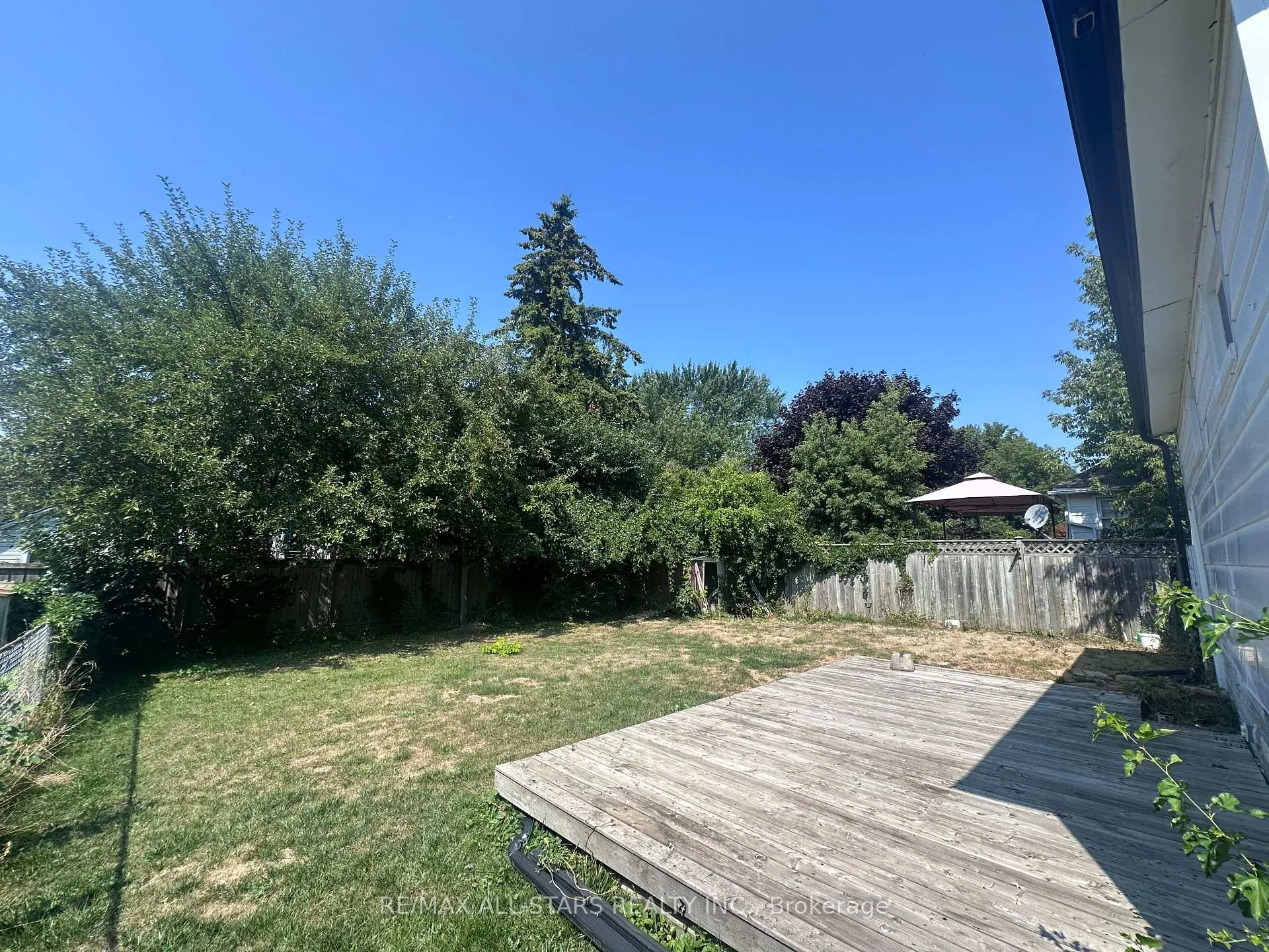 Photo 6 of 86 Cromwell Avenue, Oshawa, Vanier — HOMEH