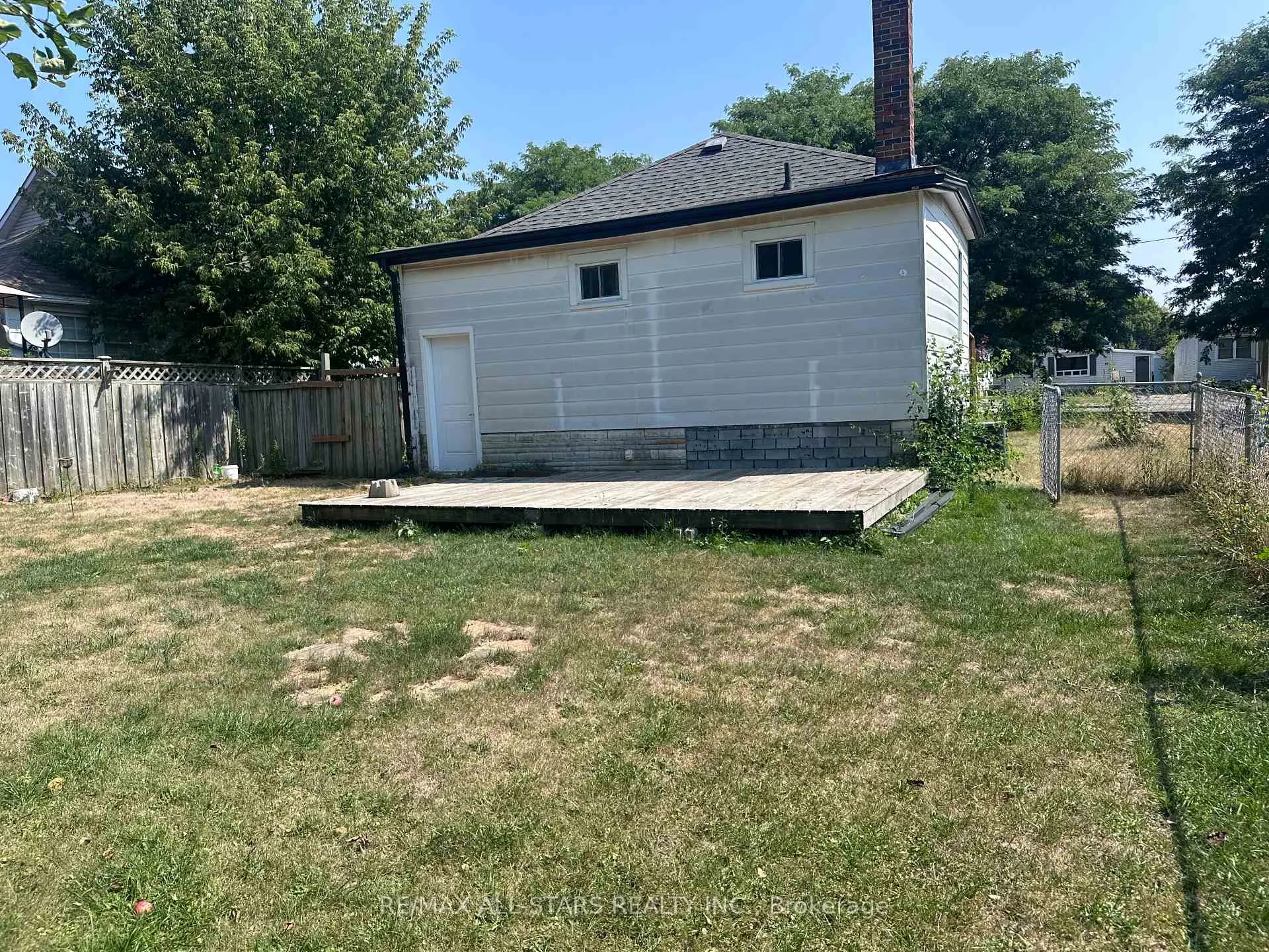 Photo 7 of 86 Cromwell Avenue, Oshawa, Vanier — HOMEH