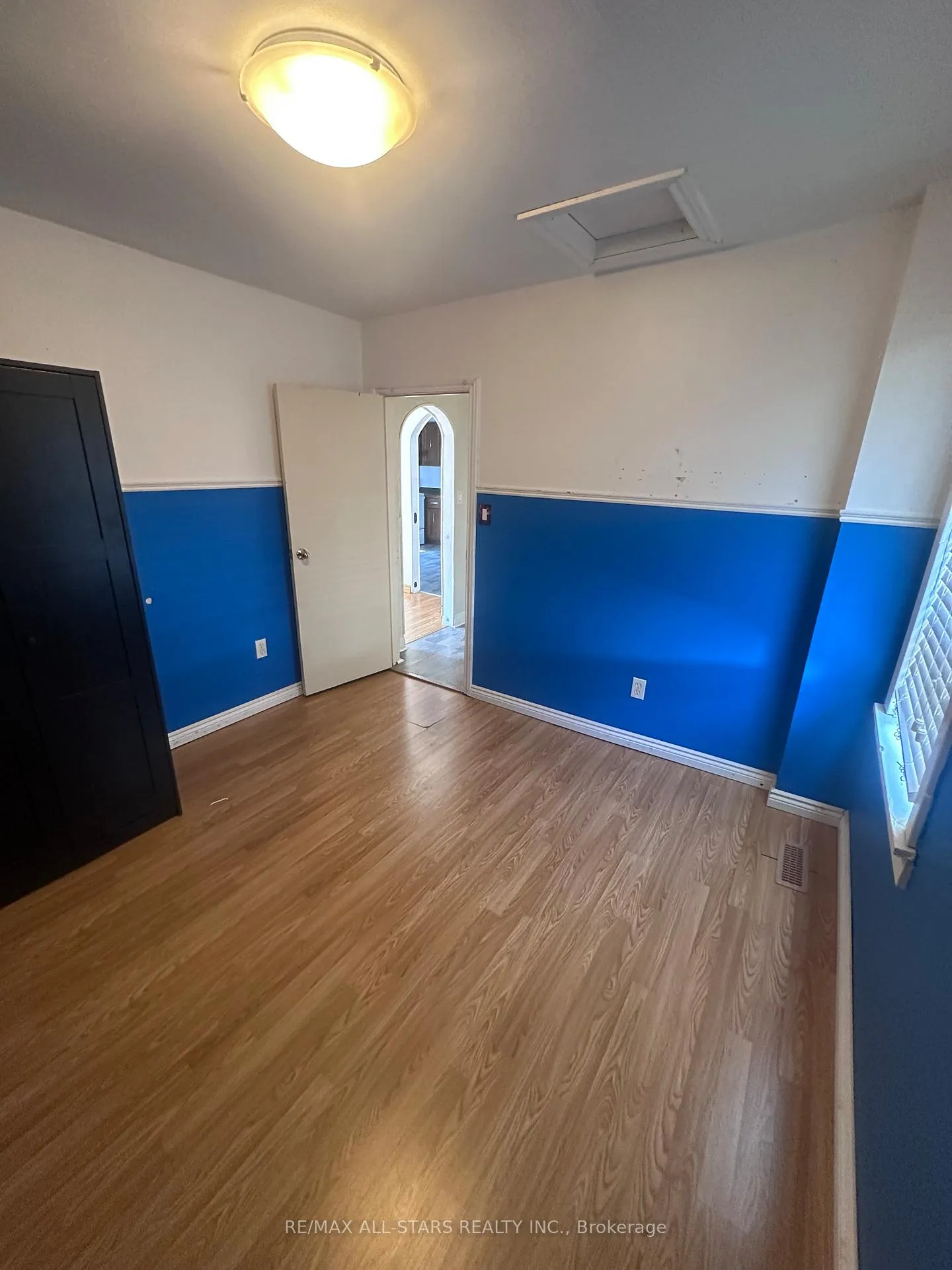 Photo 18 of 86 Cromwell Avenue, Oshawa, Vanier — HOMEH