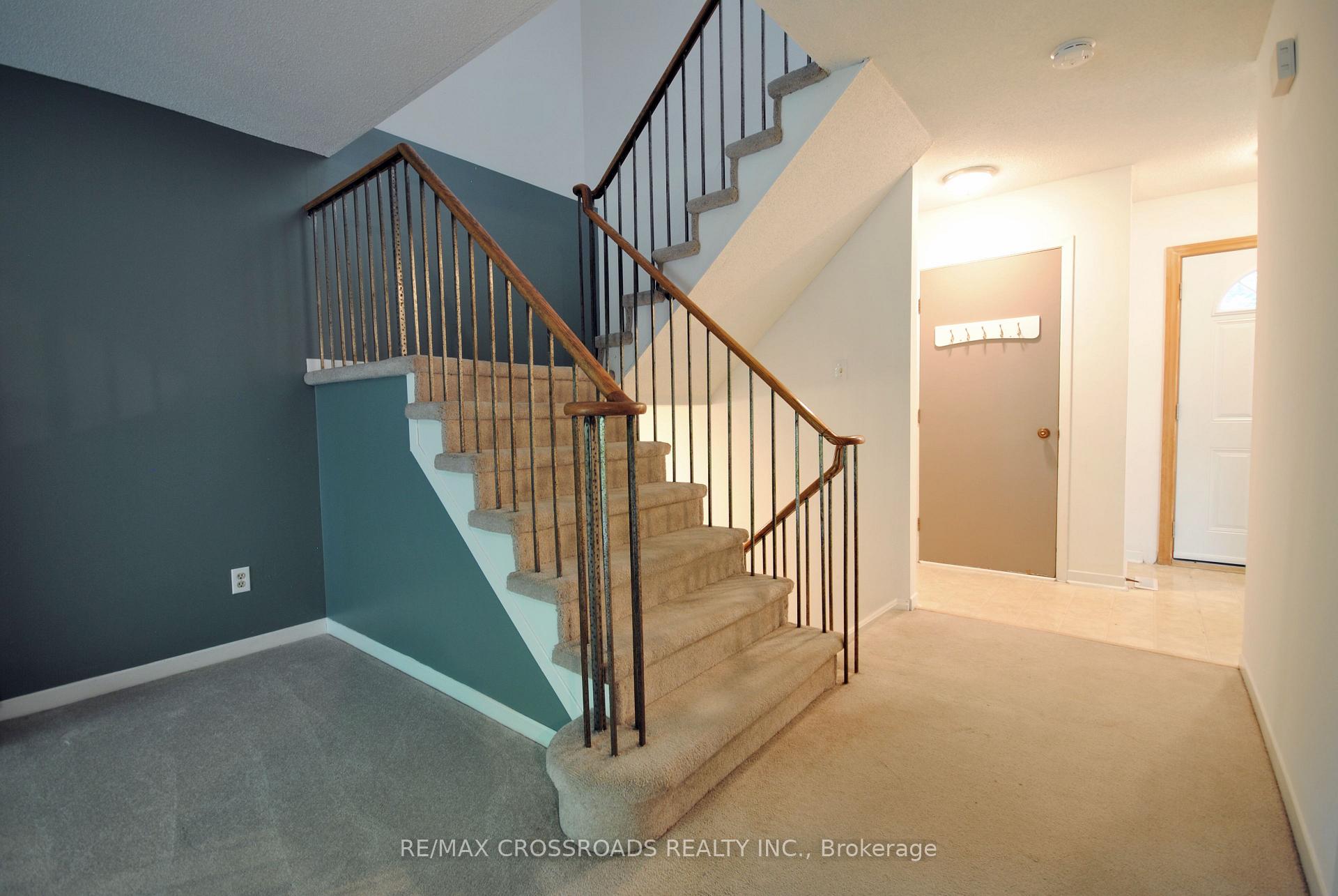 Photo 12 of 1813 Shadybrook Drive, Pickering, Amberlea — HOMEH
