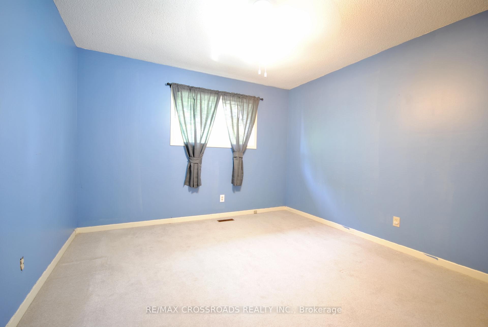 Photo 15 of 1813 Shadybrook Drive, Pickering, Amberlea — HOMEH